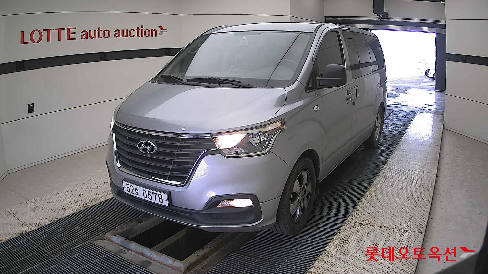 Hyundai Grand Starex 2019 Hypermetallic из Кореи