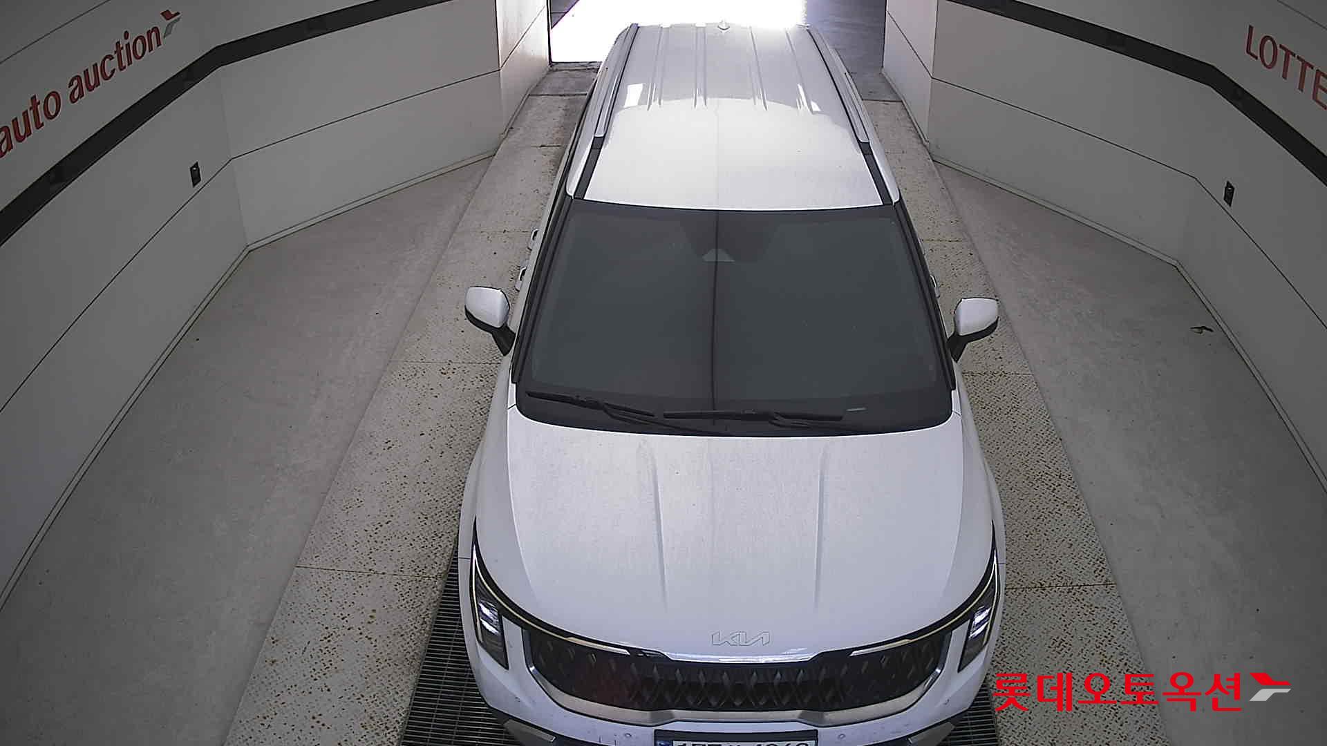 Kia Carnival - 7