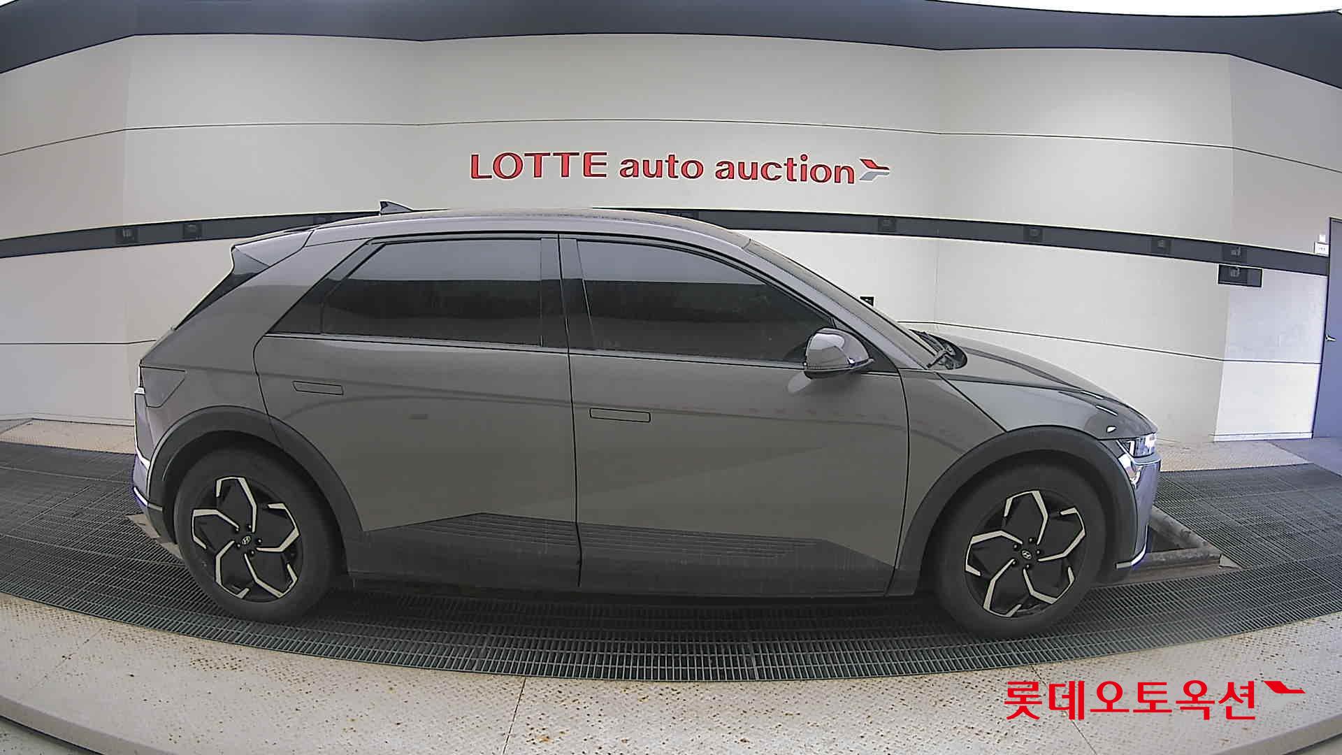 Hyundai IONIQ 5 2022 Mystic Olive Green Pearl из Кореи, фото 3