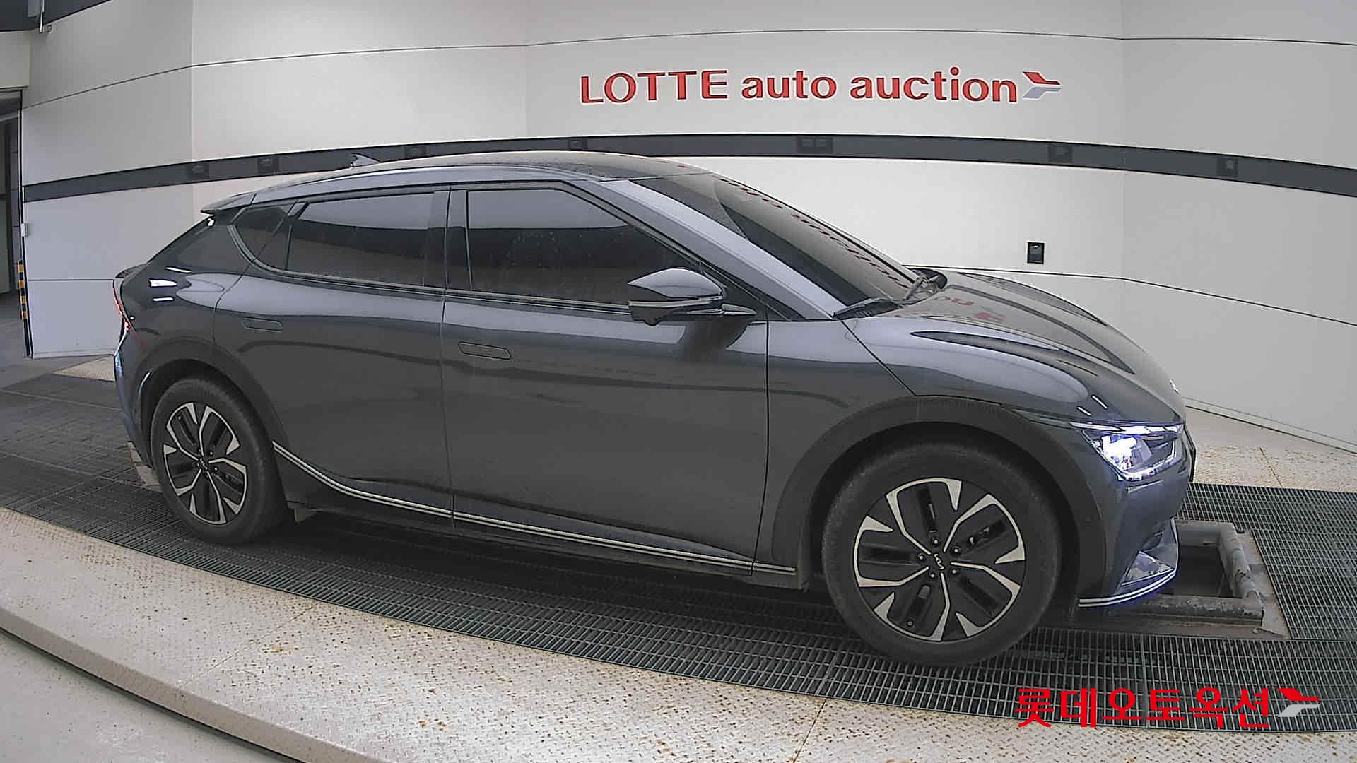 Kia EV6 id 3633618 из Кореи 17