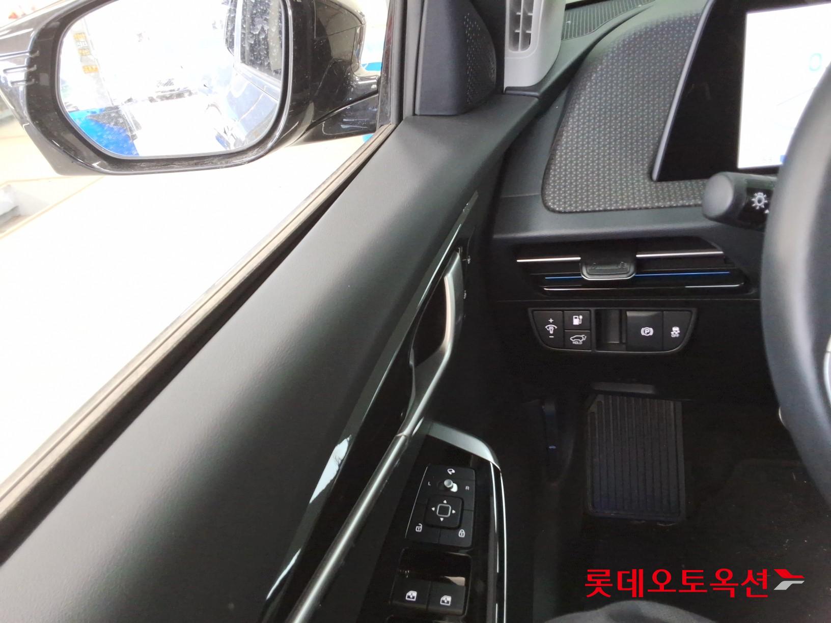 Kia EV6 id 3633618 из Кореи 28