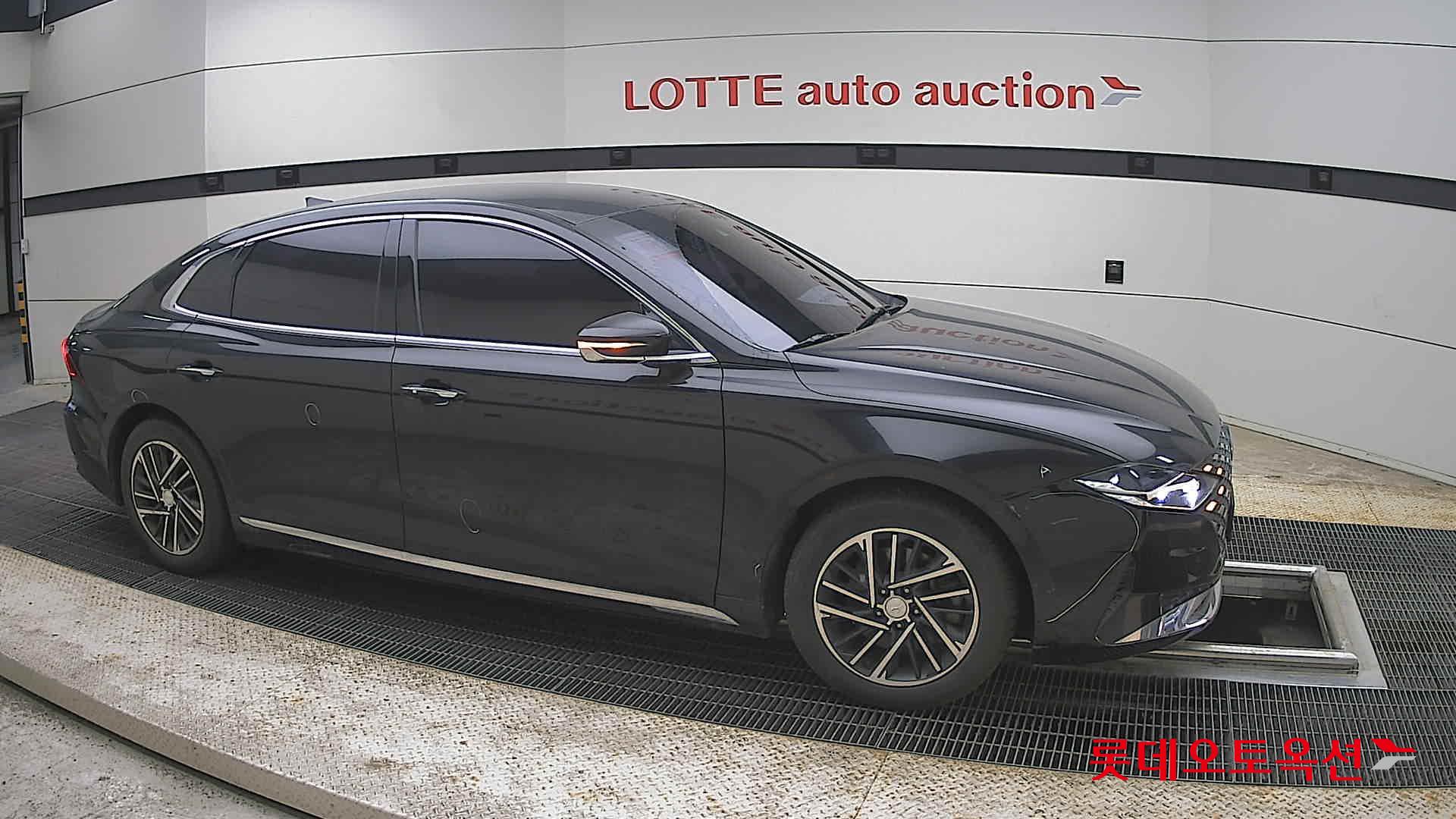Hyundai Grandeur - 22