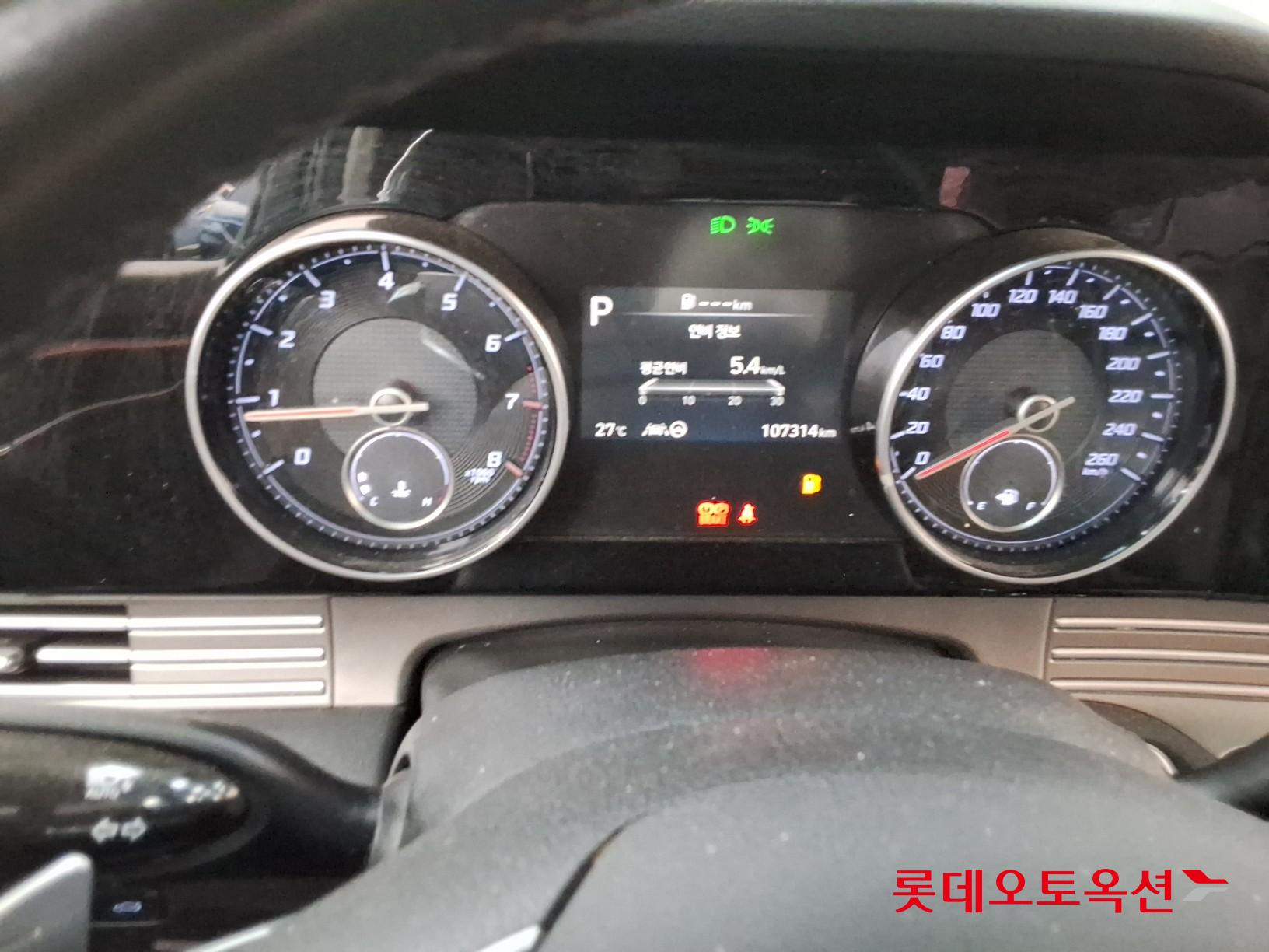 Hyundai Grandeur - 30