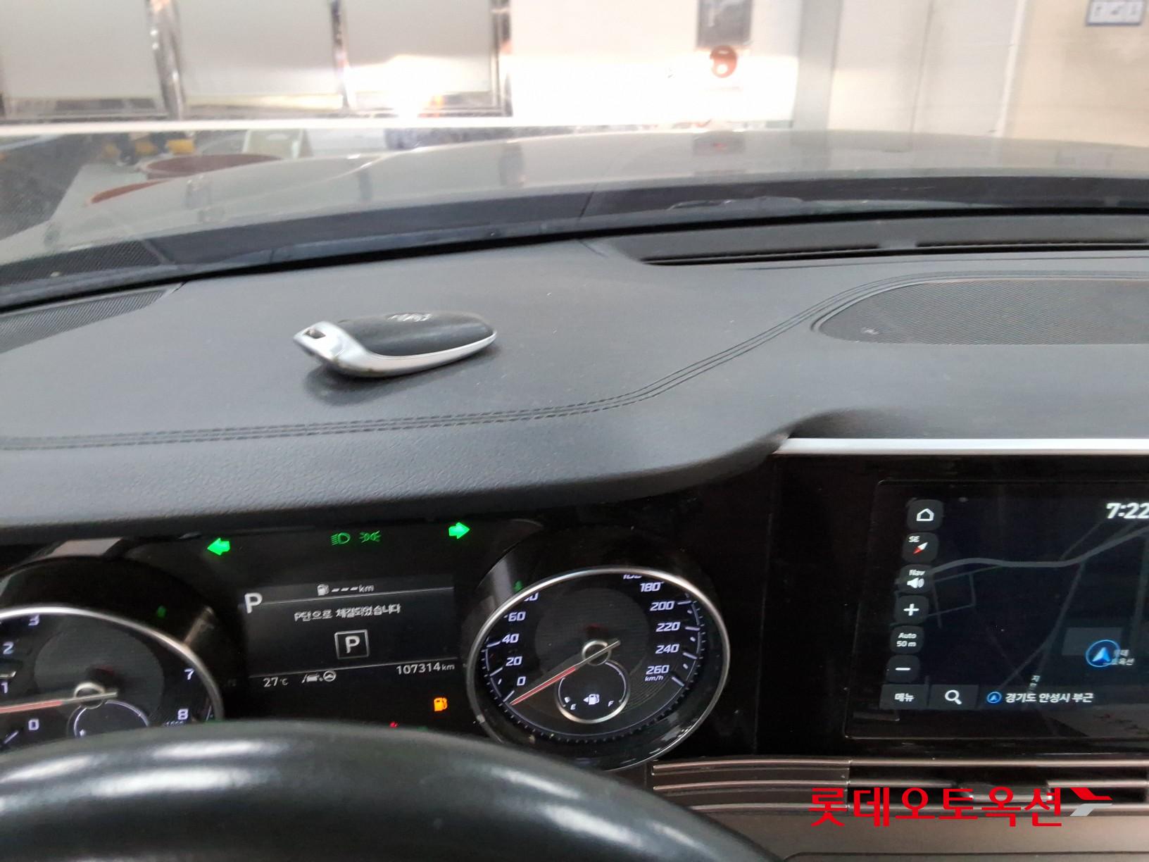 Hyundai Grandeur - 34