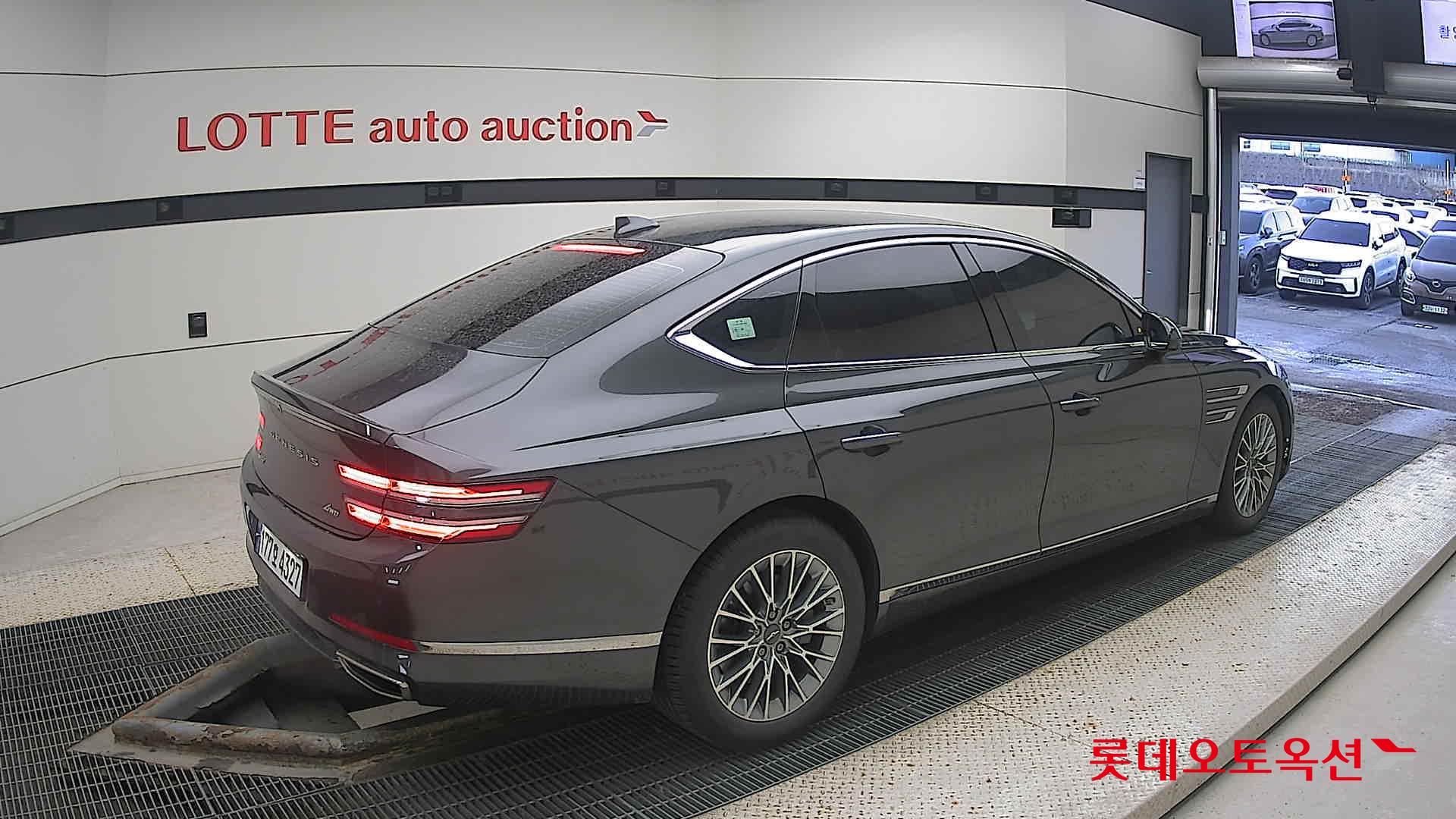 صورة إضافية