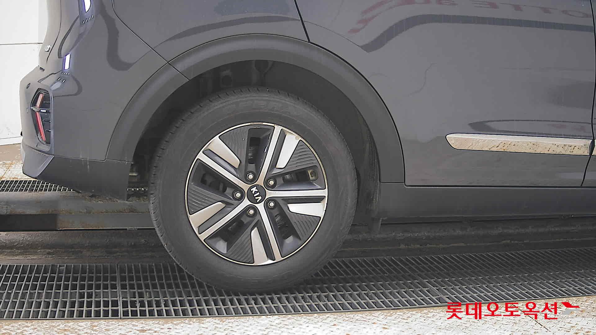 Kia Niro Hybrid id 3822917 из Кореи 24