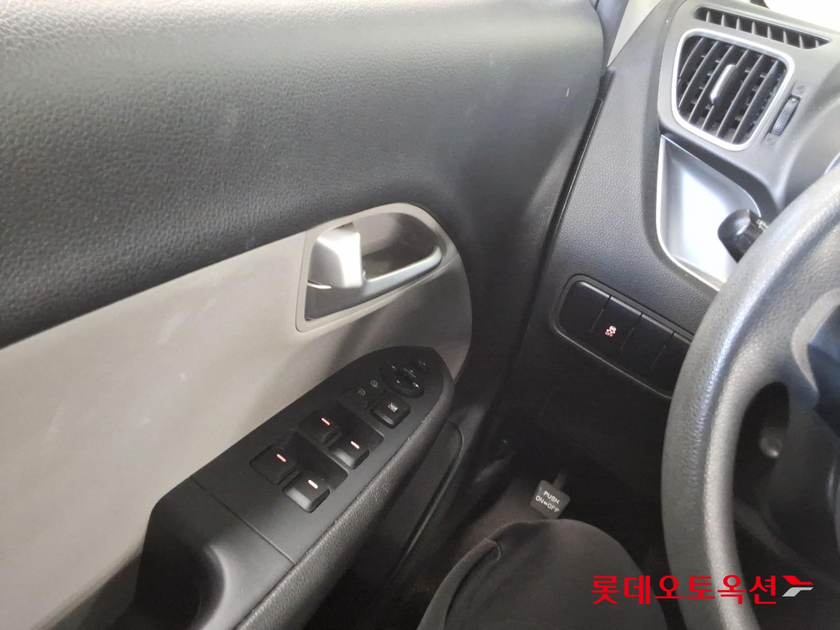 Kia Ray id 3633635 из Кореи 28