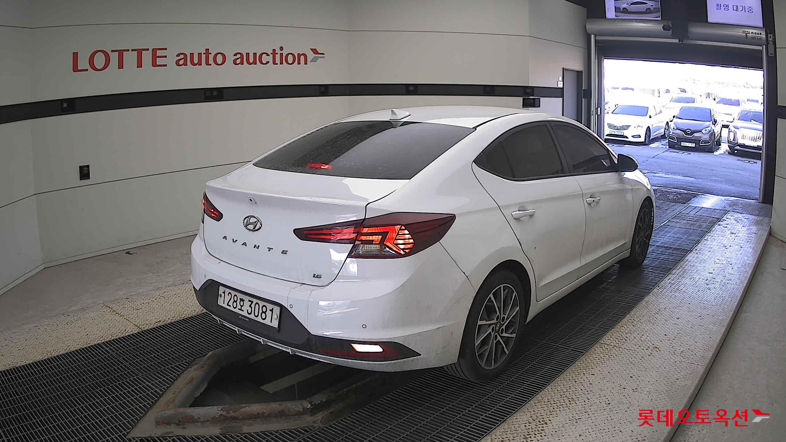 صورة إضافية