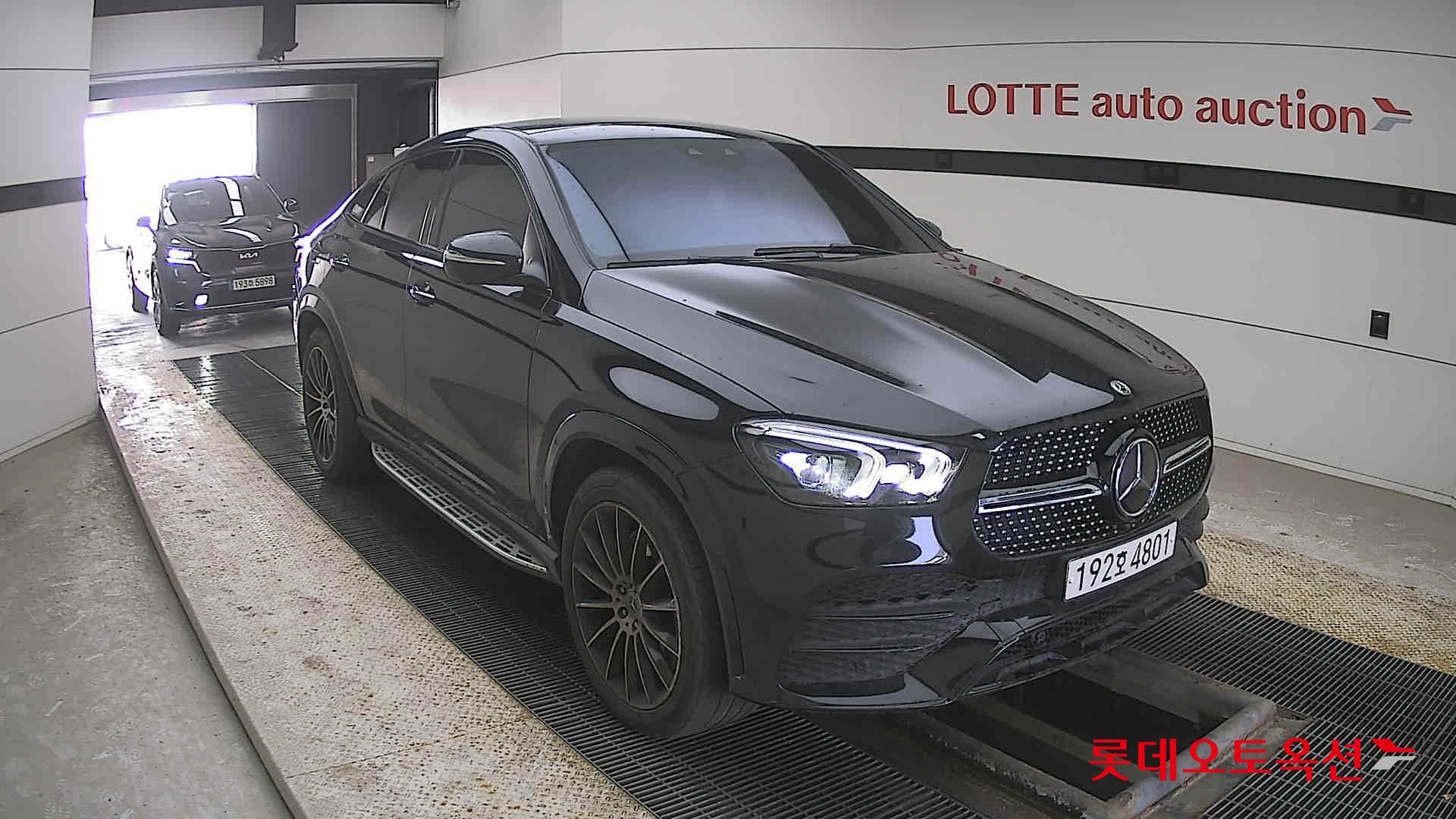 Mercedes-Benz GLE-Class - 6