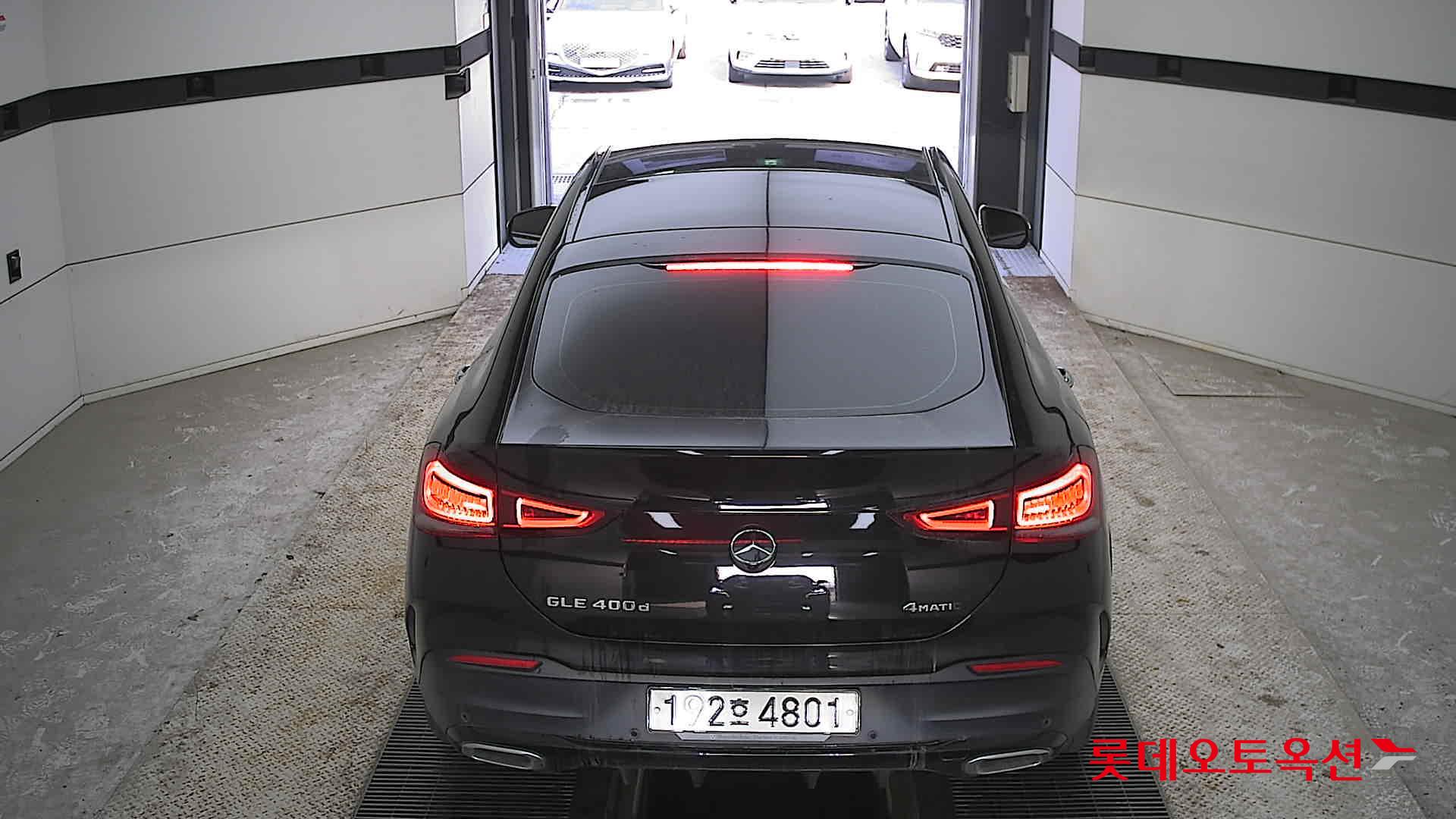 Mercedes-Benz GLE-Class - 17