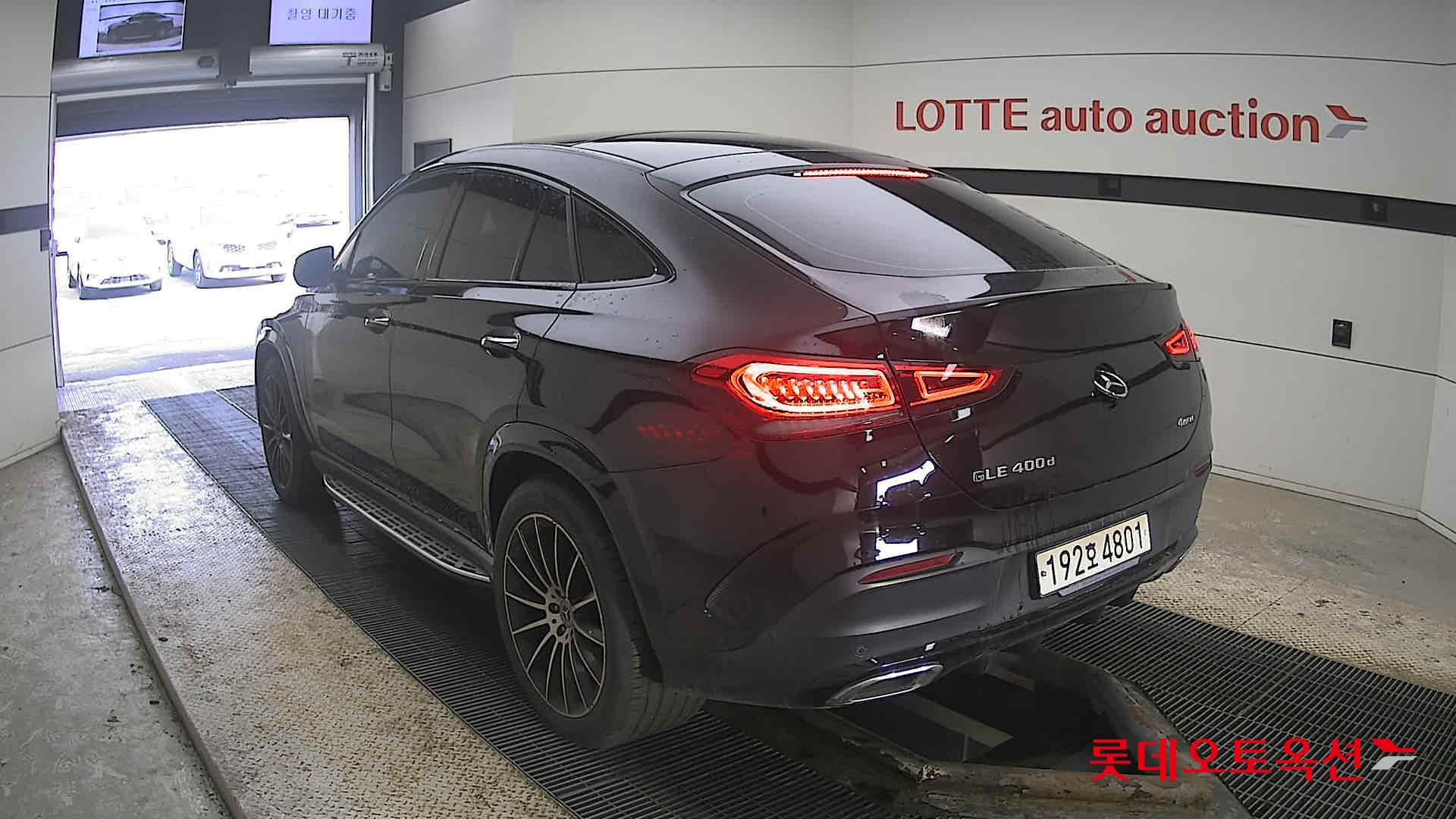 Mercedes-Benz GLE-Class - 4