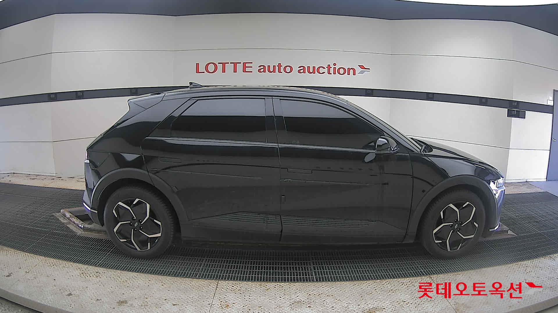 Hyundai IONIQ 5 2022 Phantom Black Pearl из Кореи, фото 3