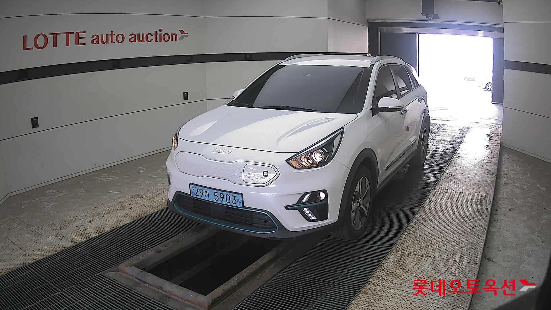 كيا نيرو 2022 - صورة 10