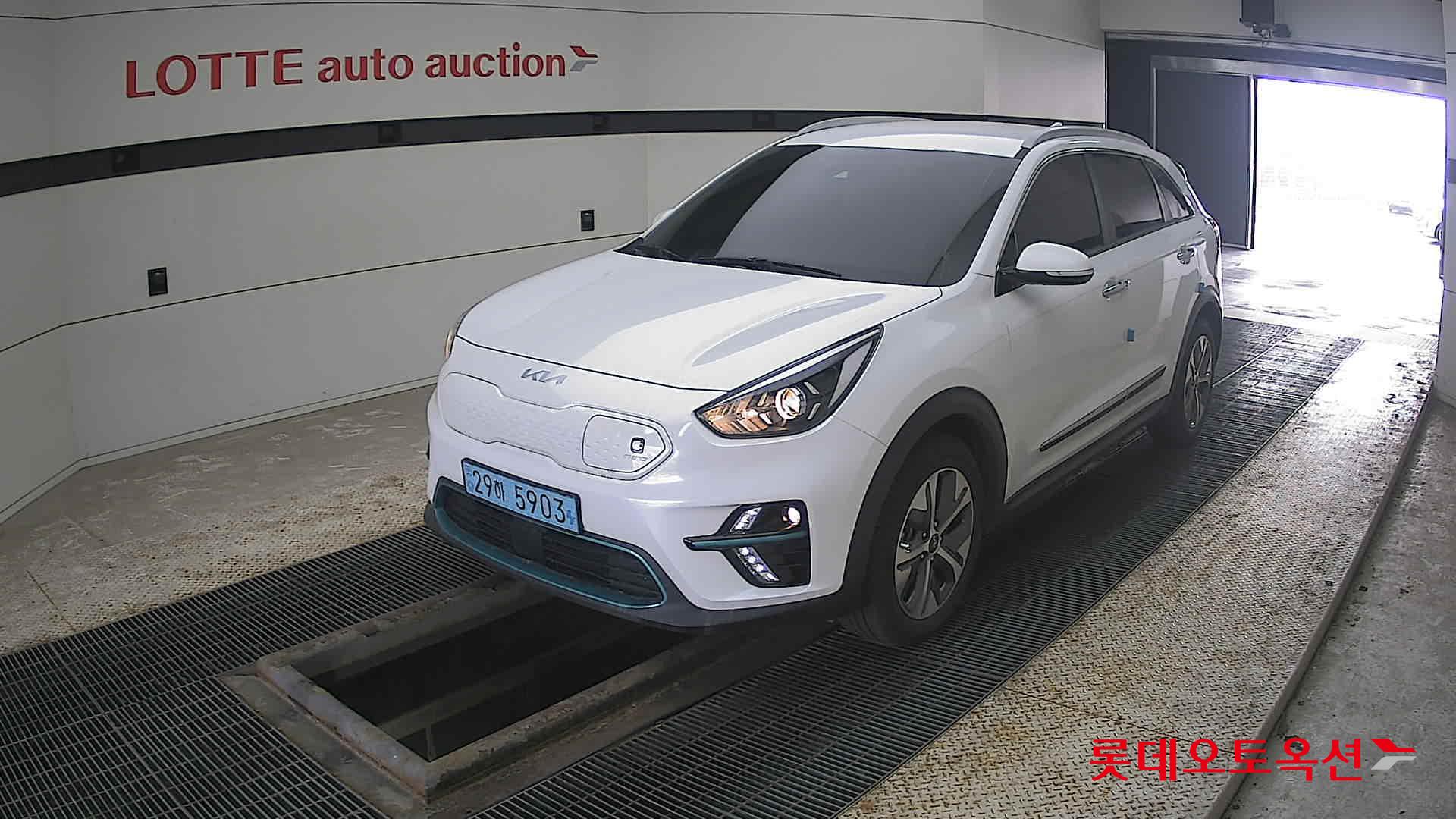 كيا نيرو 2022 - صورة 3