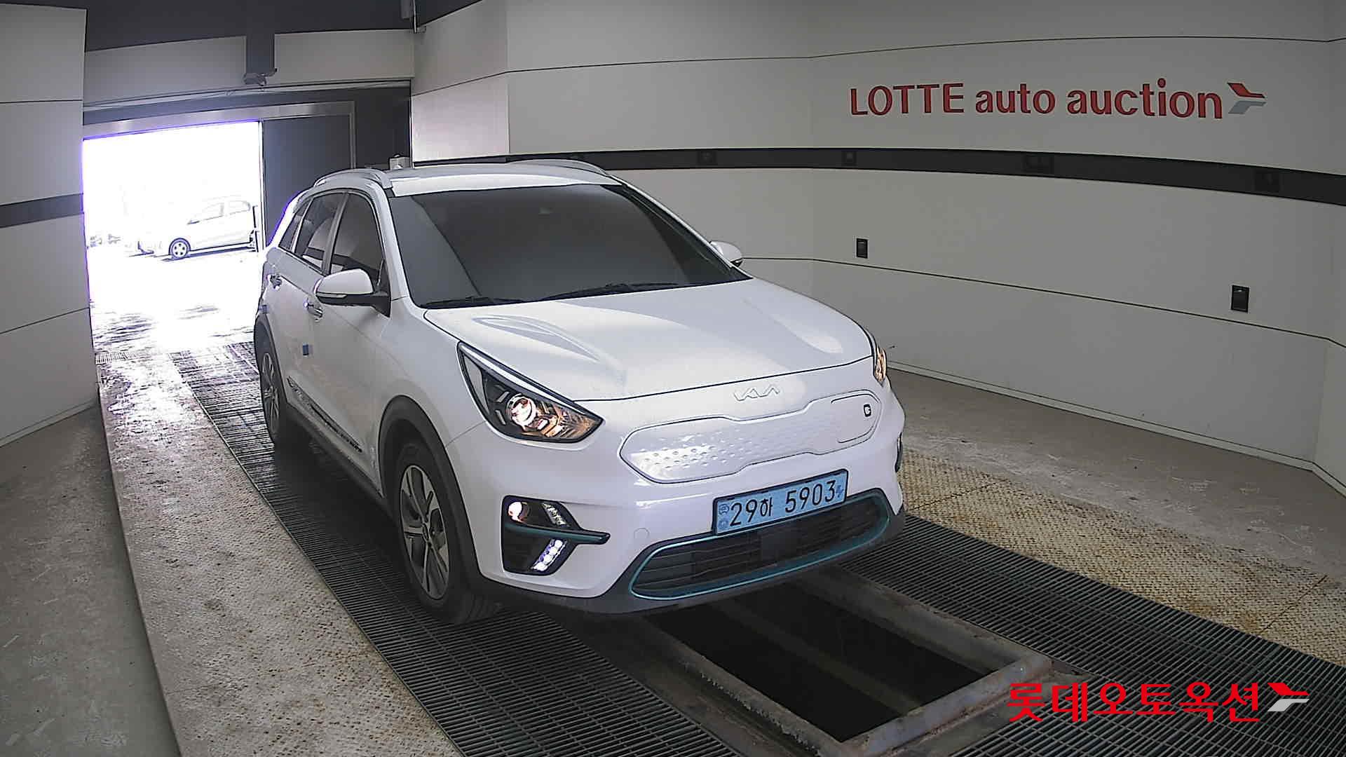 كيا نيرو 2022 - صورة 24