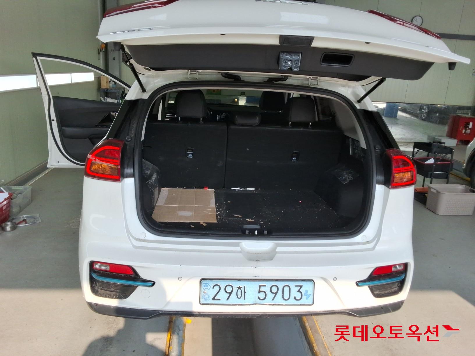 كيا نيرو 2022 - صورة 36