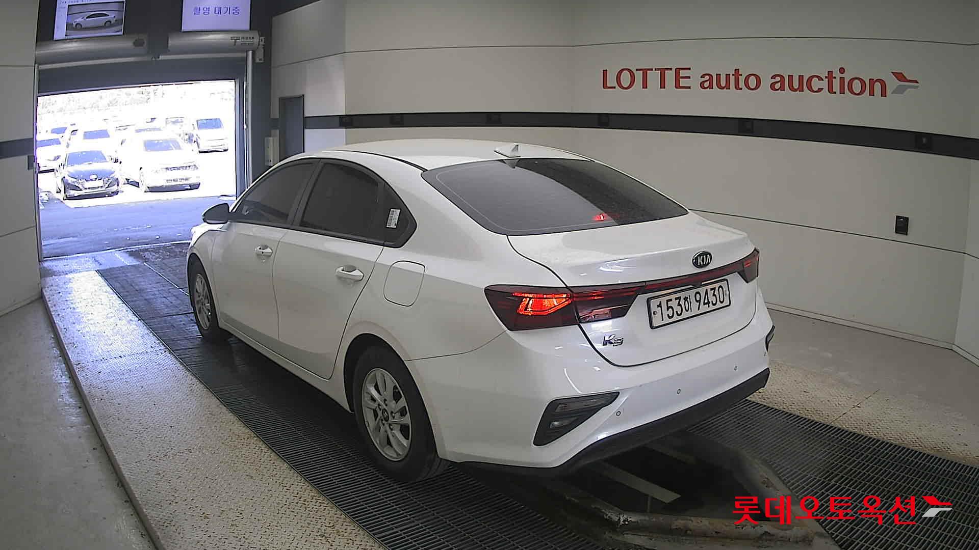 Kia K3 2021 Snow White Pearl из Кореи, фото 6