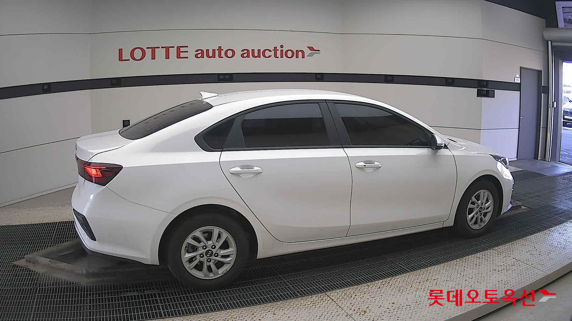 Kia K3 id 3633652 из Кореи 18