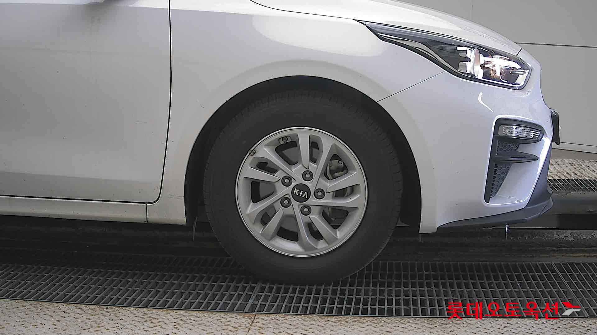 Kia K3 id 3633652 из Кореи 23