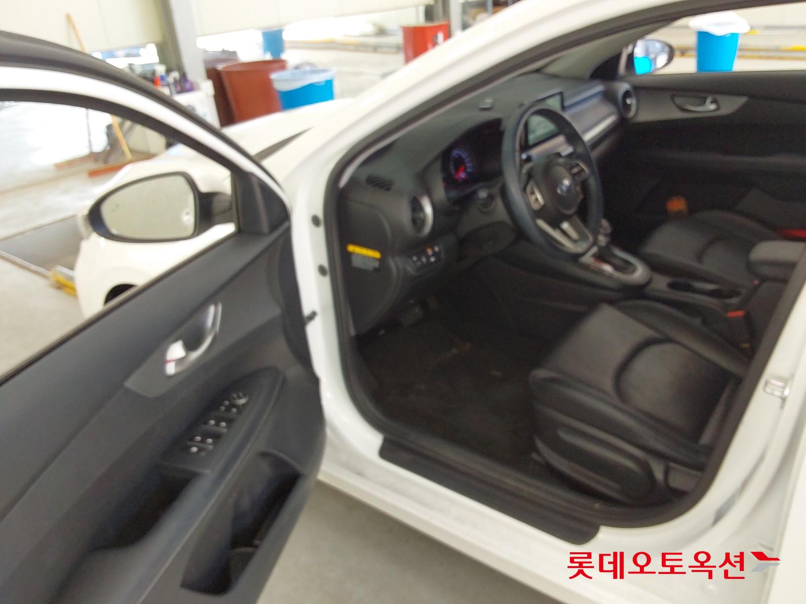 Kia K3 id 3633652 из Кореи 36