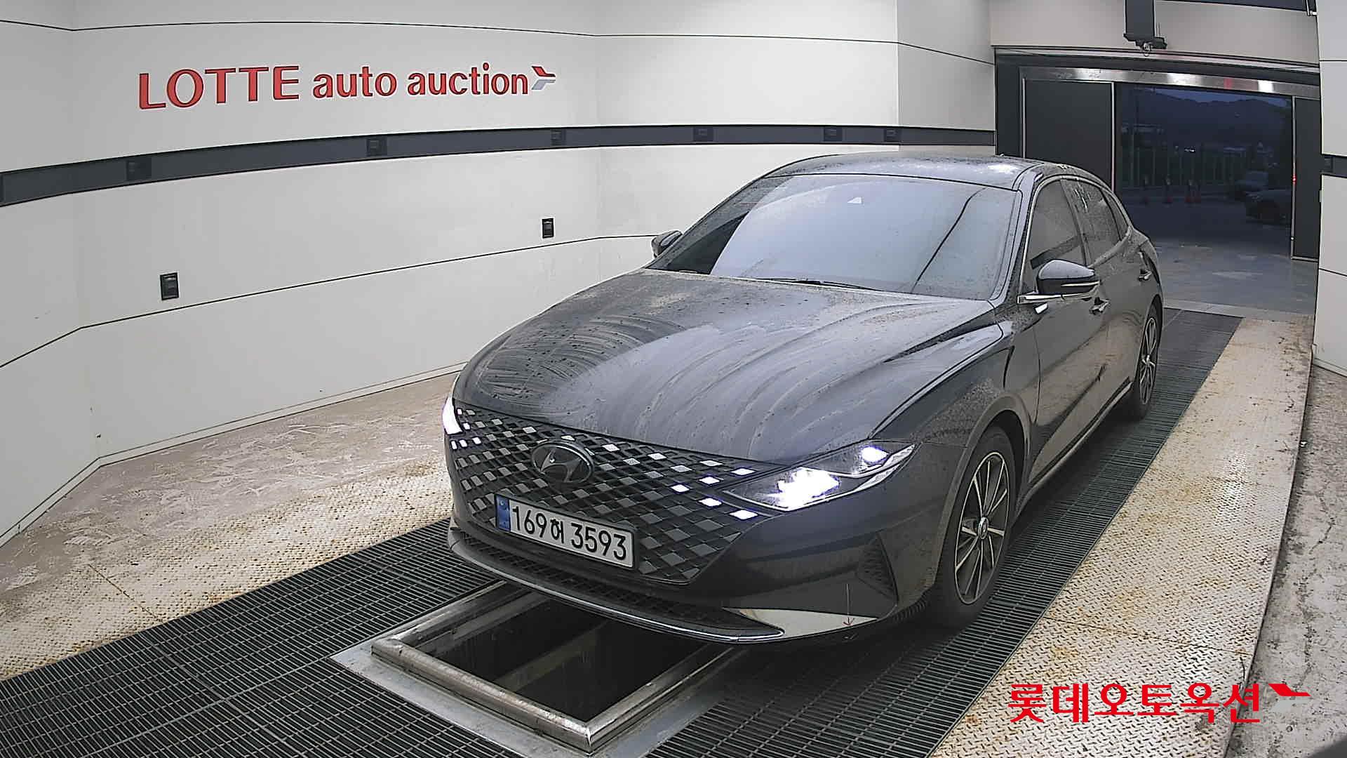 2022 - hyundai grandeur