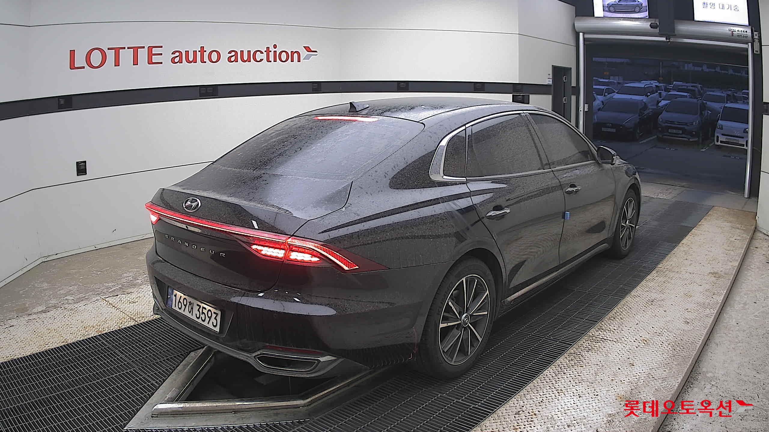 2022 - hyundai grandeur