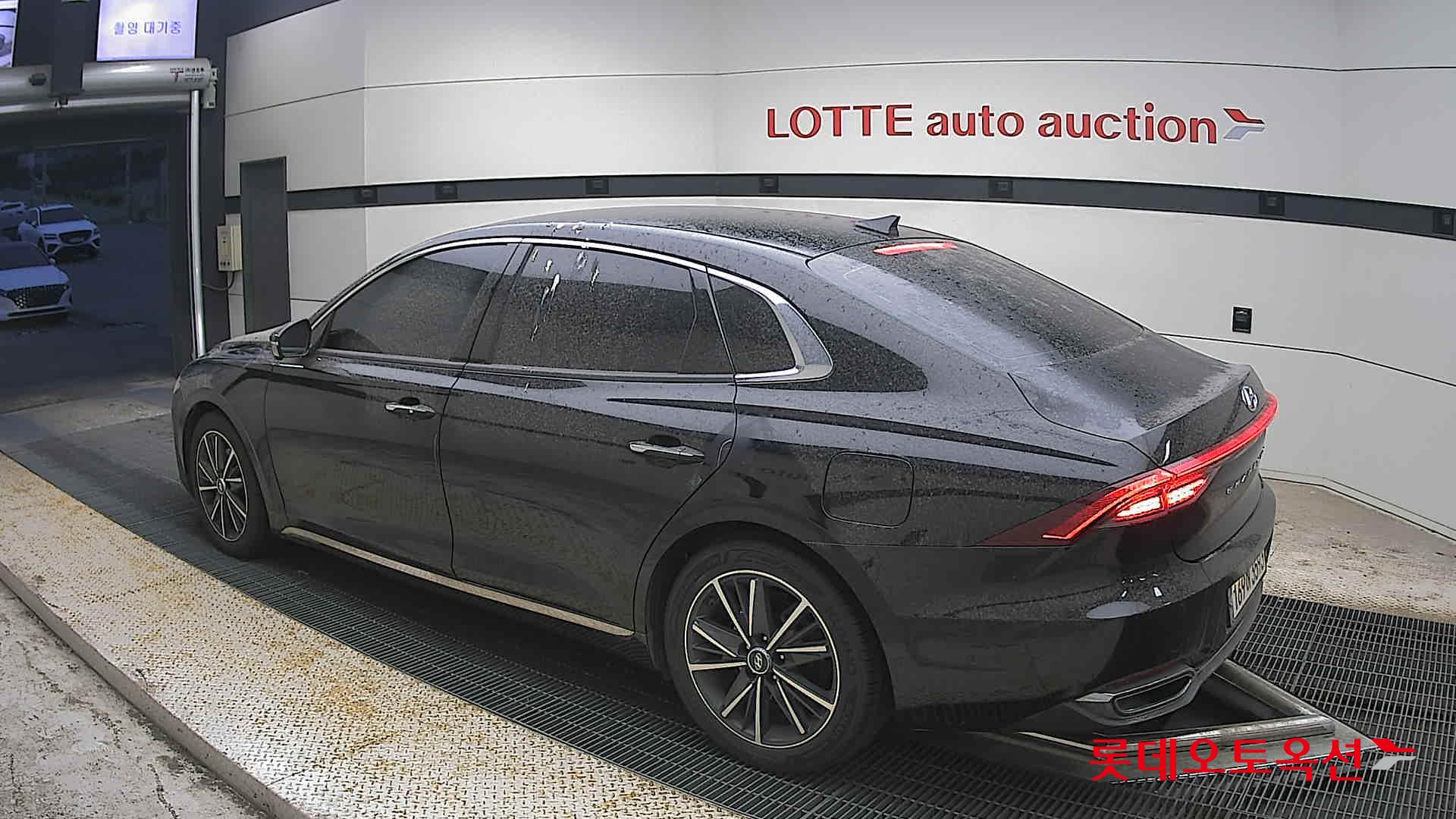 2022 - hyundai grandeur