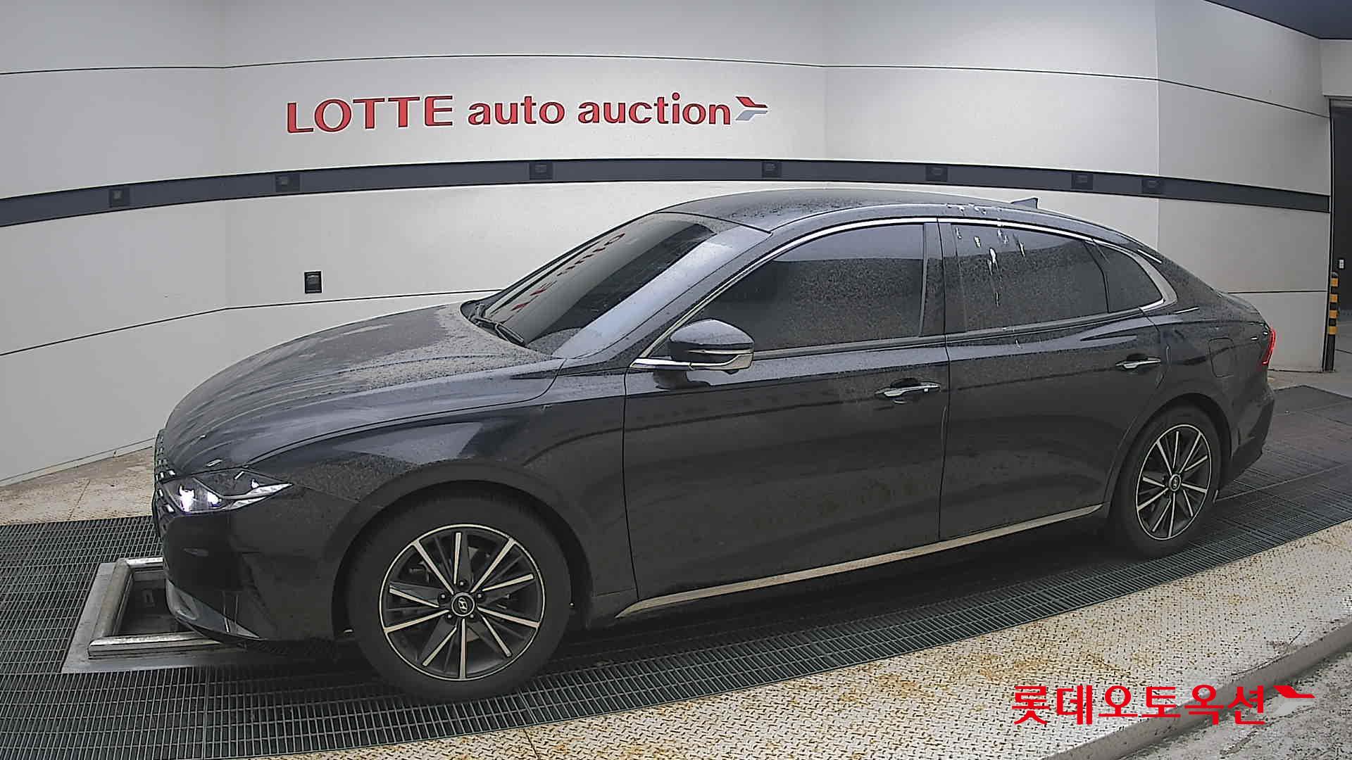 2022 - hyundai grandeur