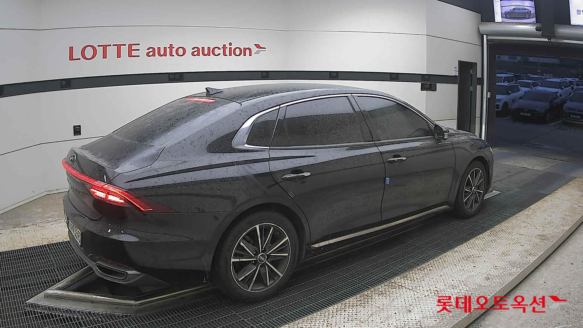 2022 - hyundai grandeur