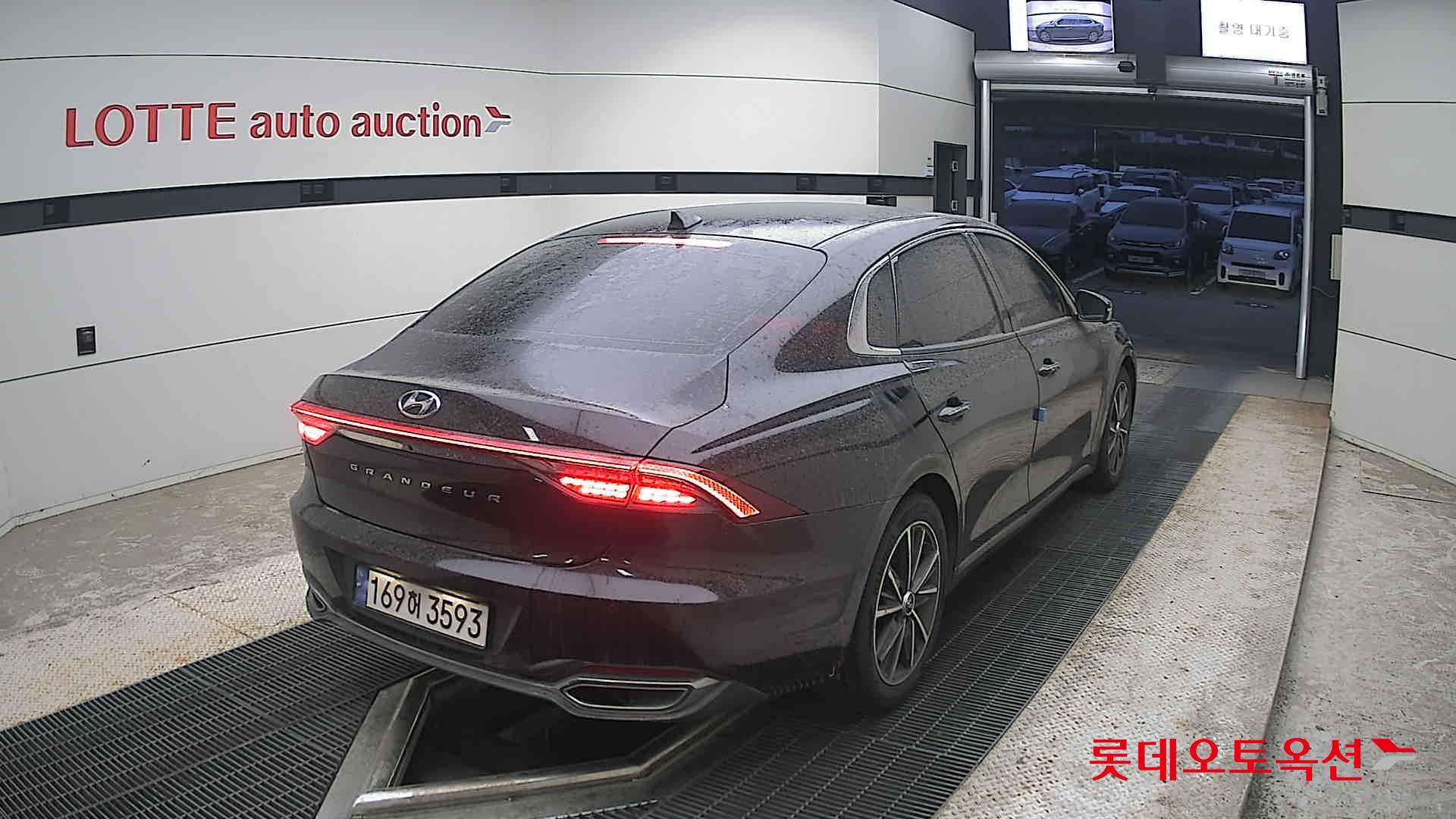 2022 - hyundai grandeur