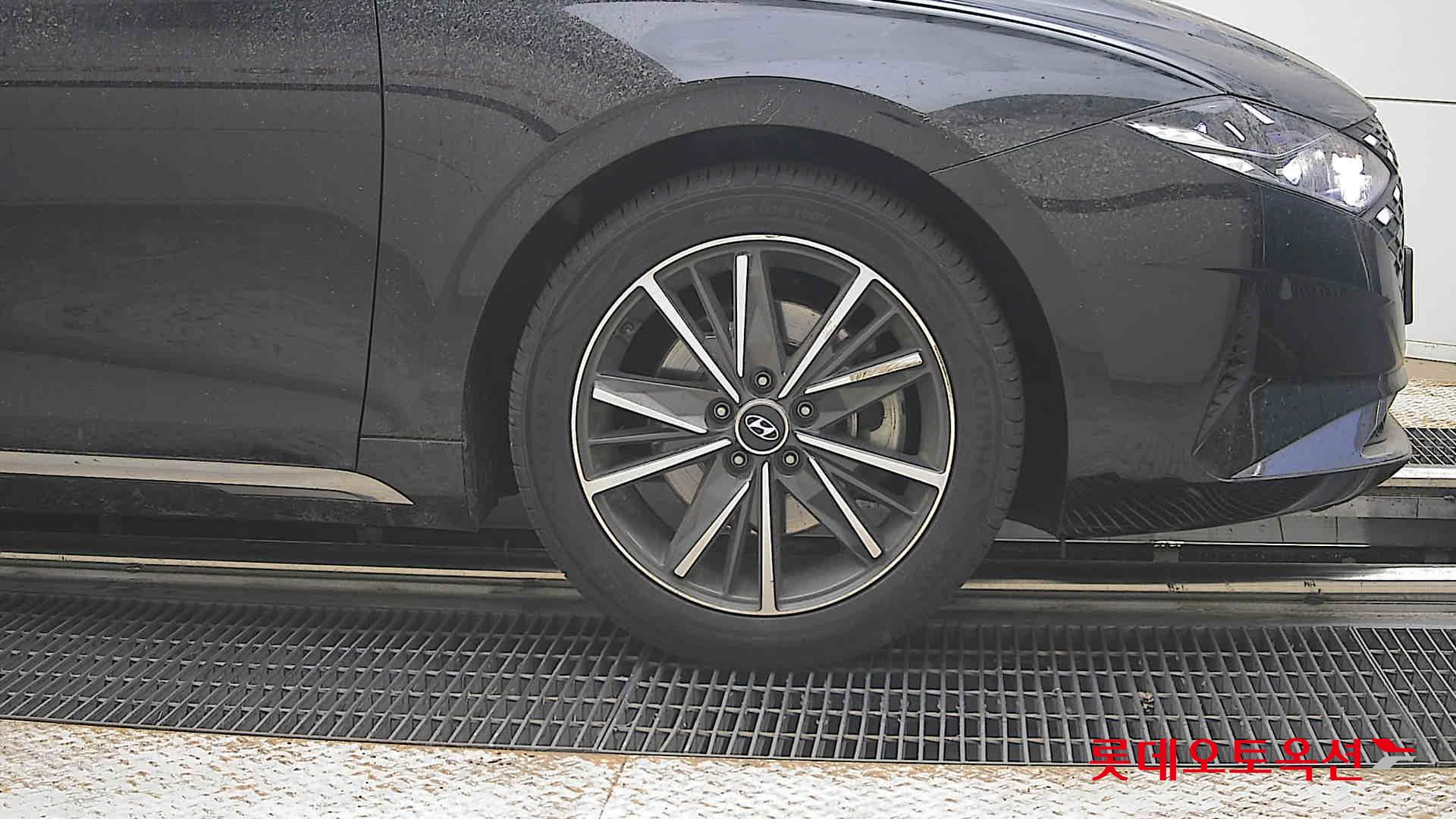 2022 - hyundai grandeur