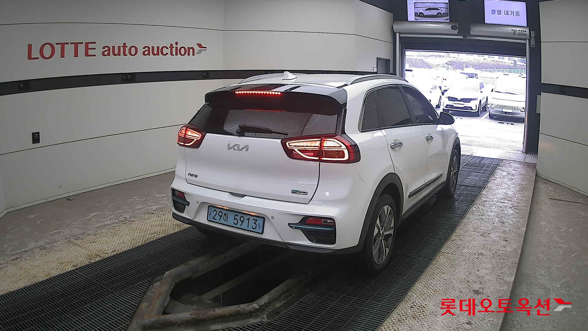 Kia Niro EV id 3809994 из Кореи 20