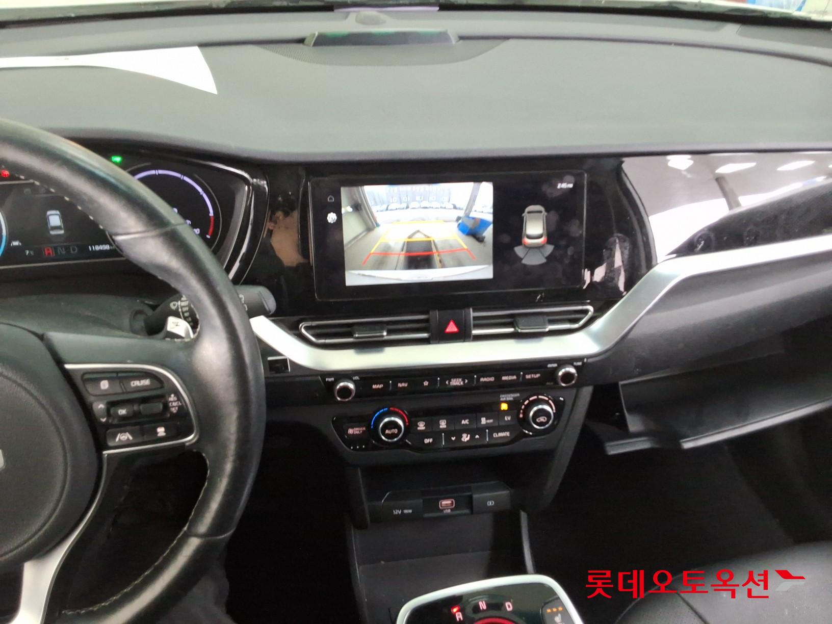 Kia Niro EV id 3809994 из Кореи 30