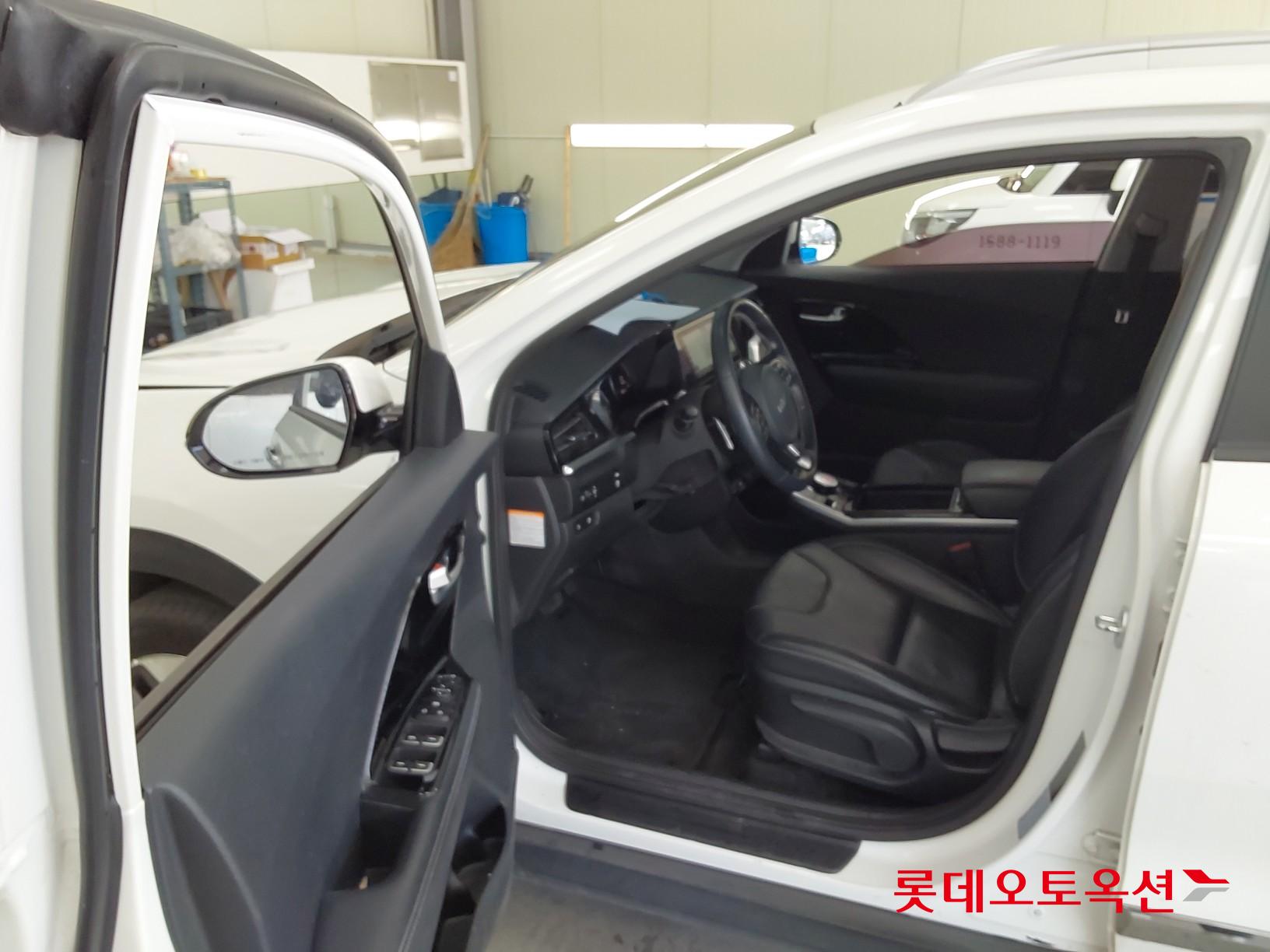 Kia Niro EV id 3816389 из Кореи 36