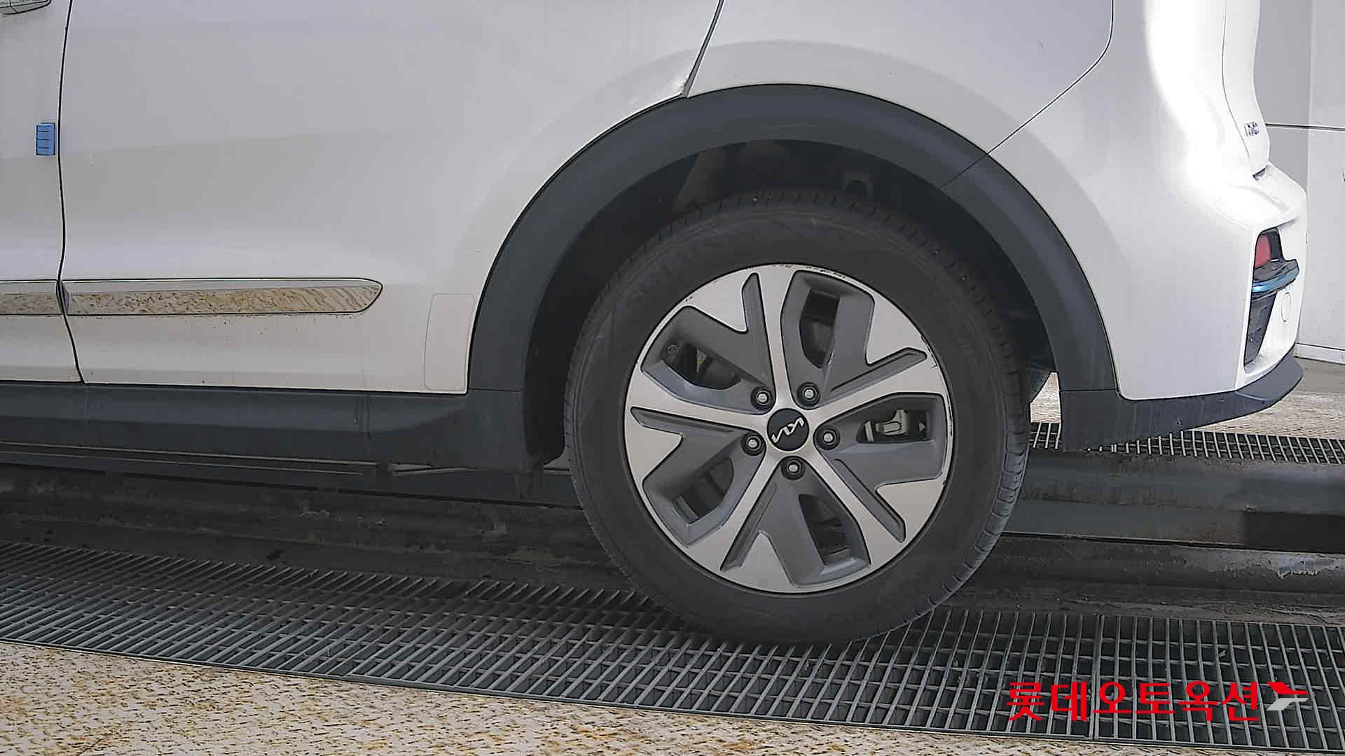 Kia Niro EV id 3816444 из Кореи 22