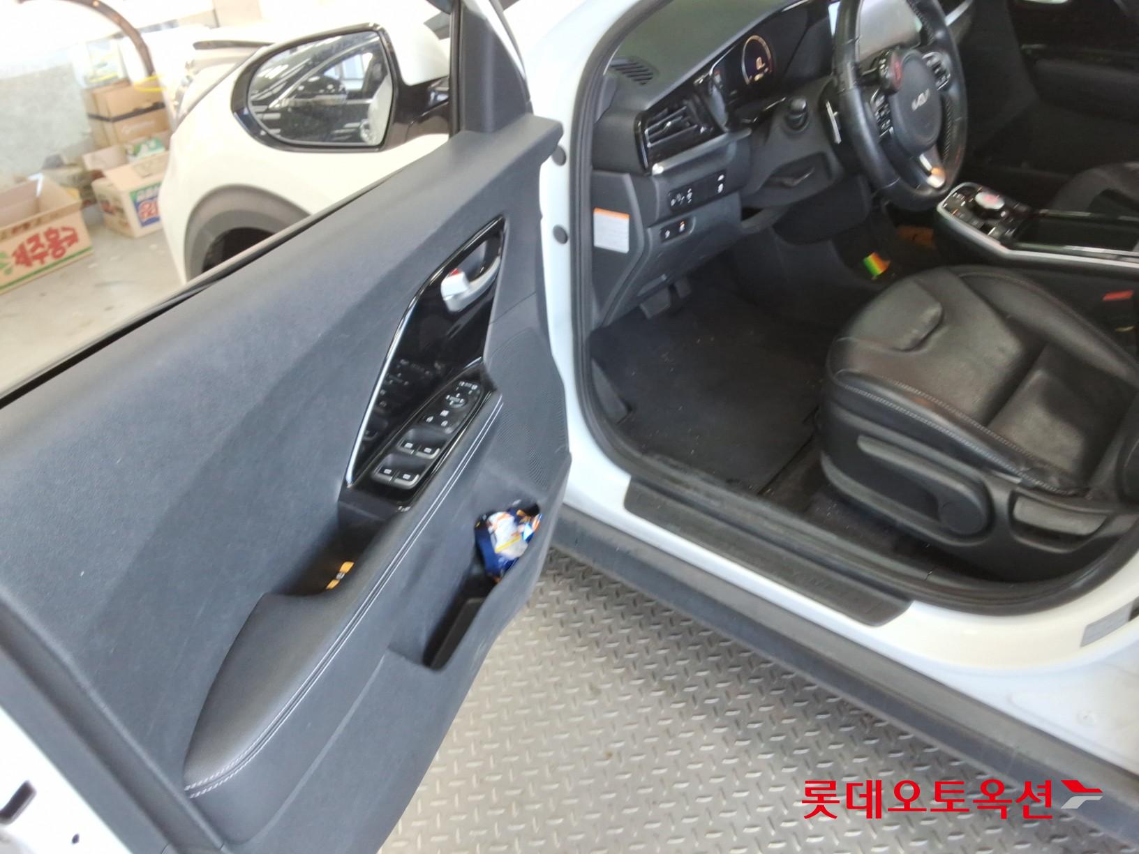 Kia Niro EV id 3816444 из Кореи 35