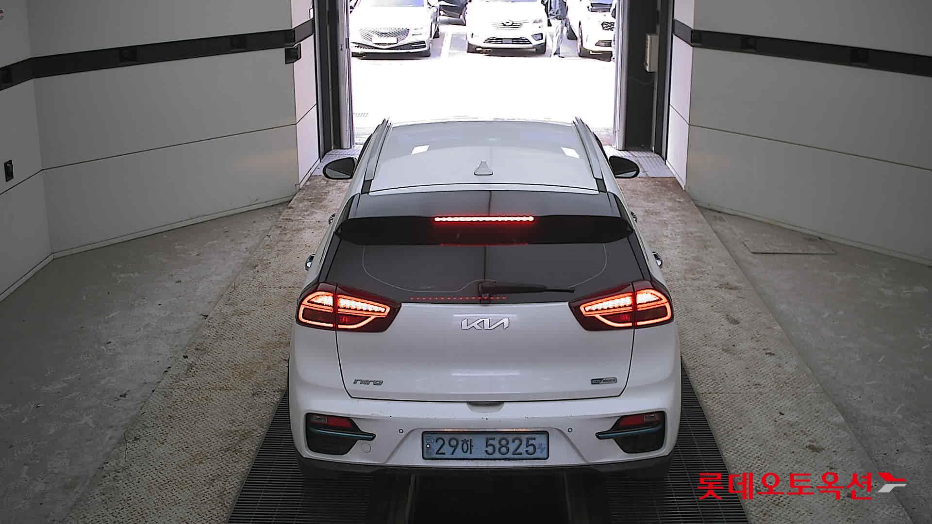 Kia Niro 2022 - Image 17