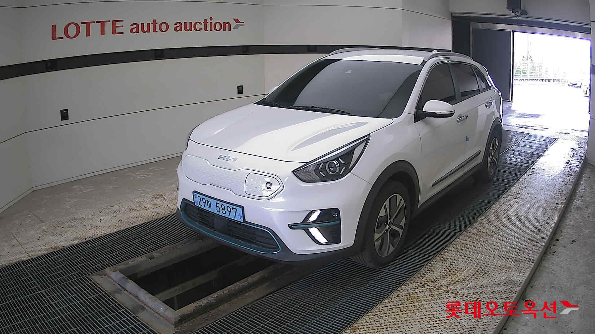 Kia Niro EV id 3816374 из Кореи 14