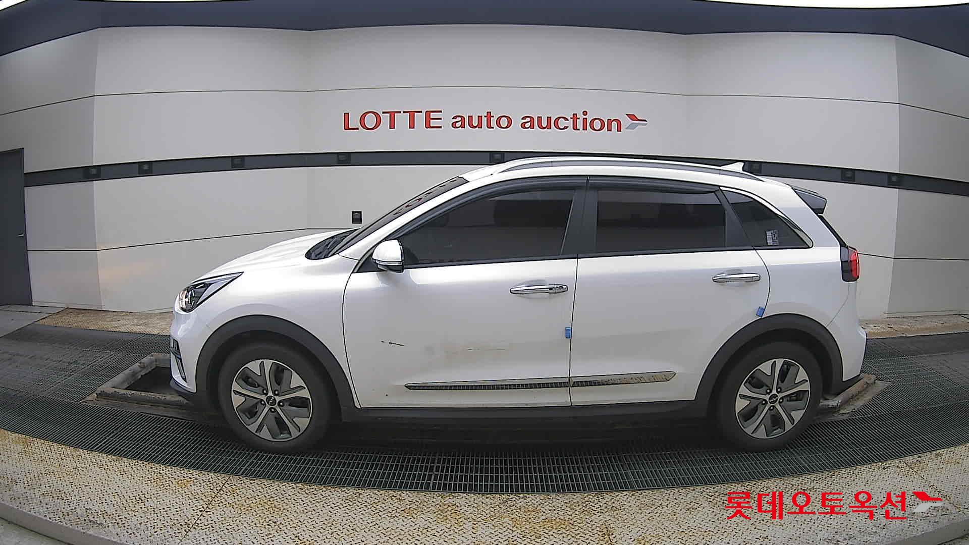 Kia Niro EV id 3816451 из Кореи 7