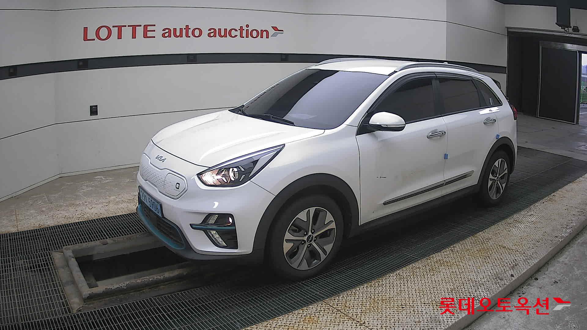 Kia Niro EV id 3816451 из Кореи 13