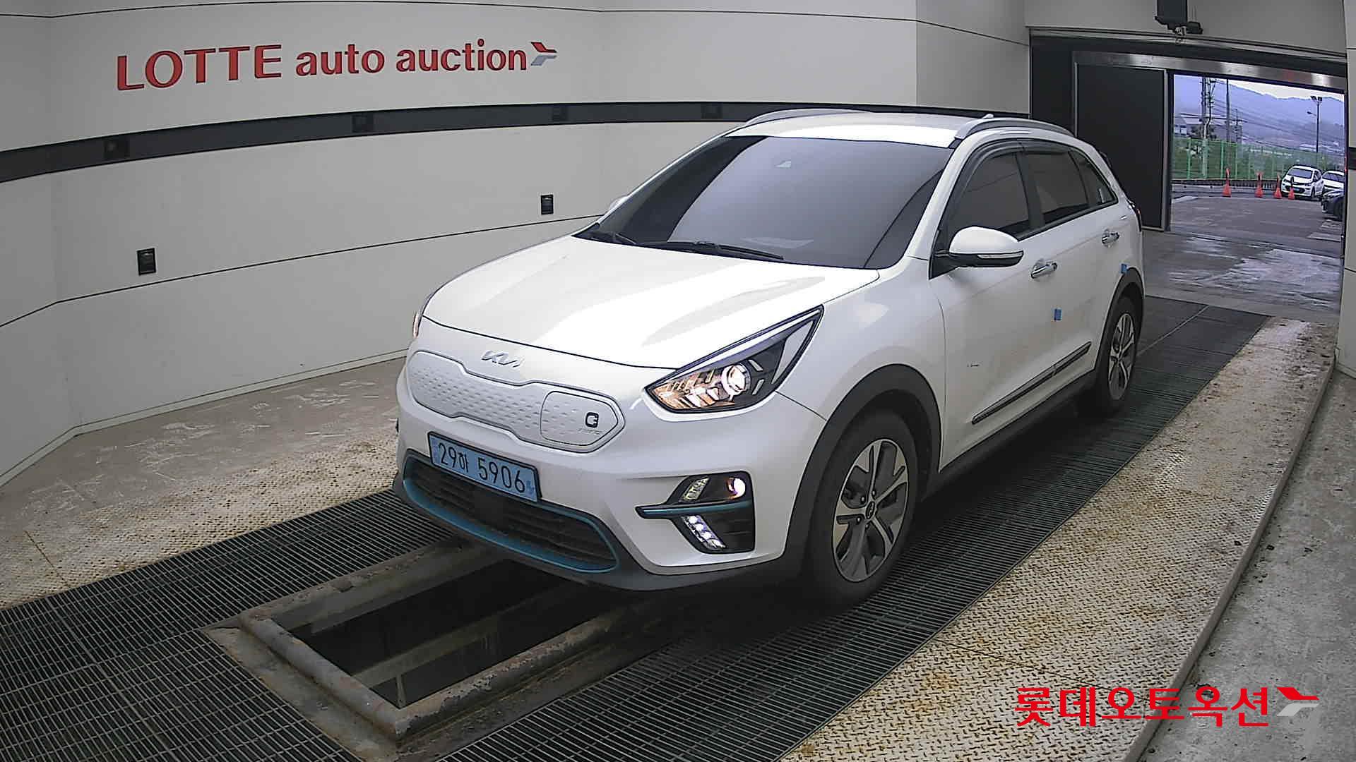 Kia Niro EV id 3816451 из Кореи 14
