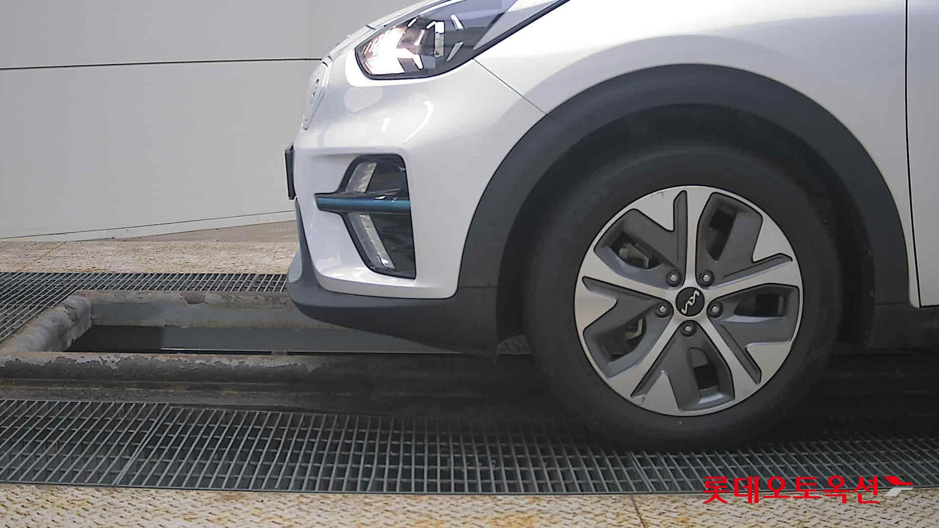 Kia Niro EV id 3816451 из Кореи 21