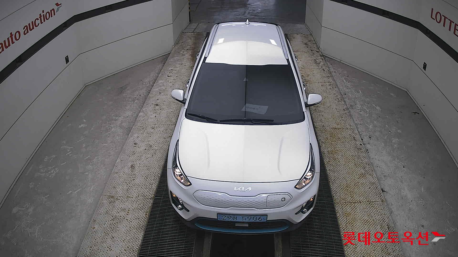 Kia Niro EV id 3816451 из Кореи 25