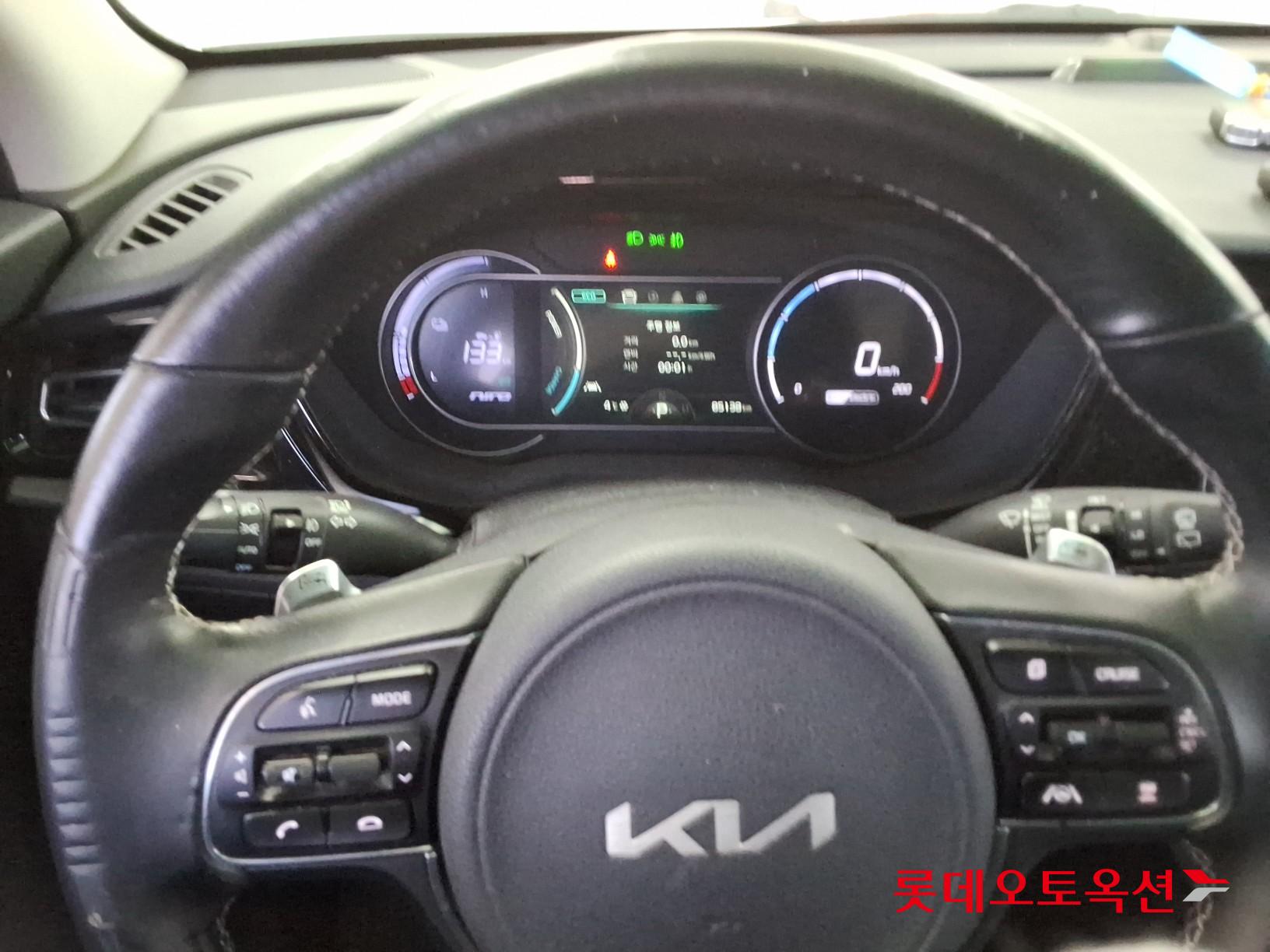 Kia Niro EV id 3816451 из Кореи 29