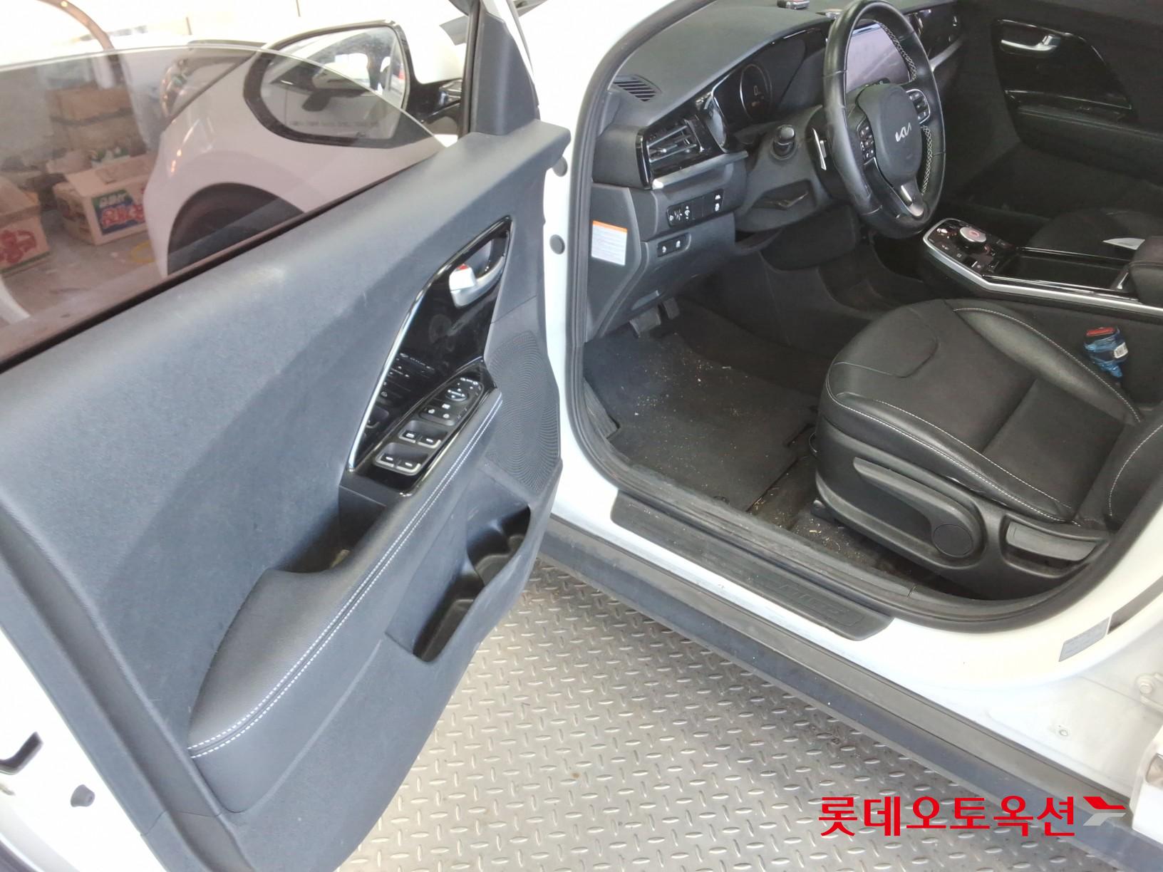 Kia Niro EV id 3816451 из Кореи 35