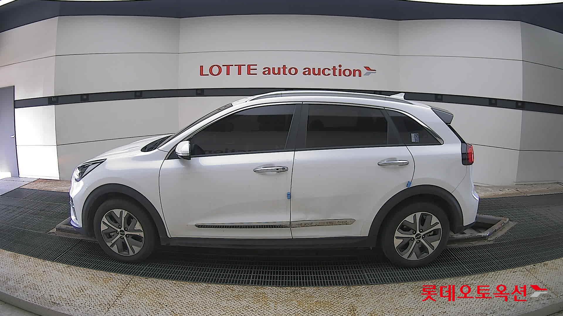 Kia Niro EV id 3816450 из Кореи 7