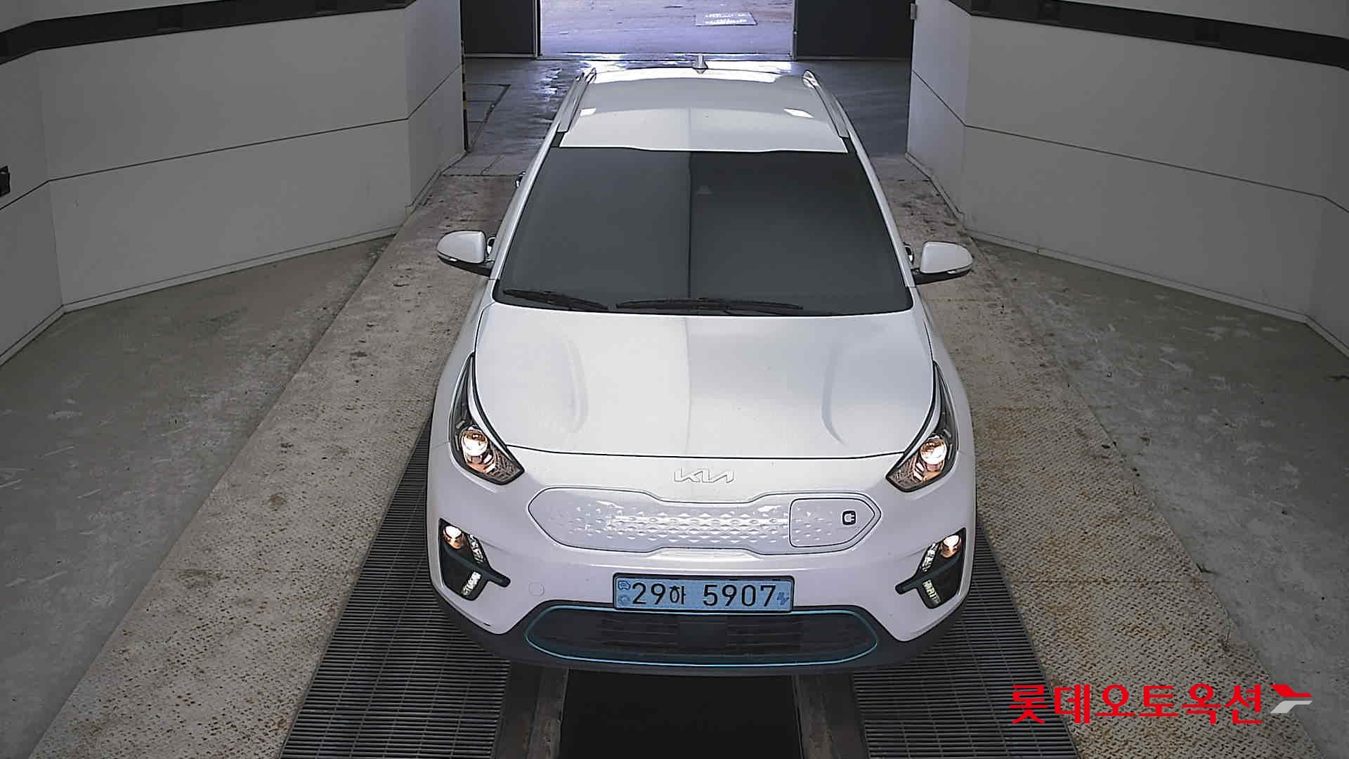 Kia Niro EV id 3816450 из Кореи 8