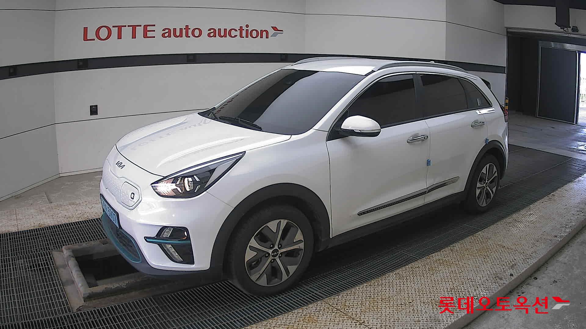 Kia Niro EV id 3816450 из Кореи 13