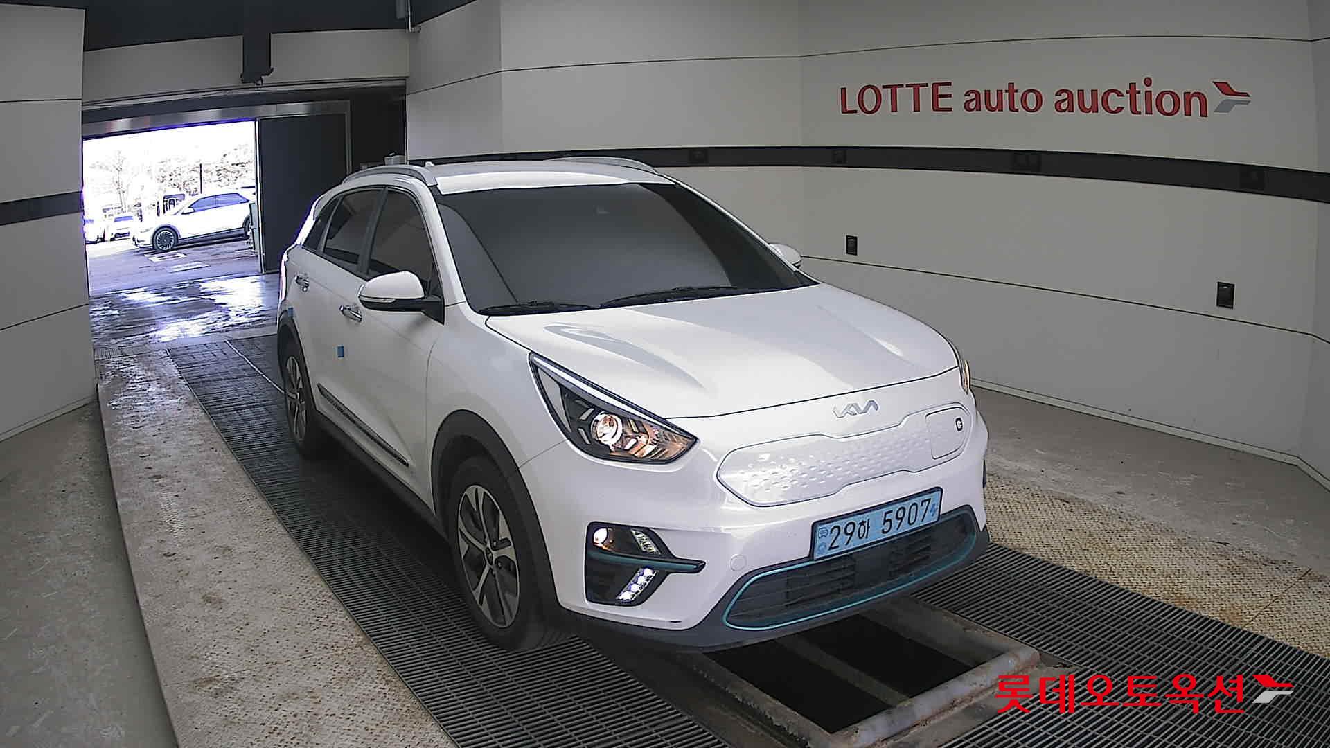 Kia Niro EV id 3816450 из Кореи 15