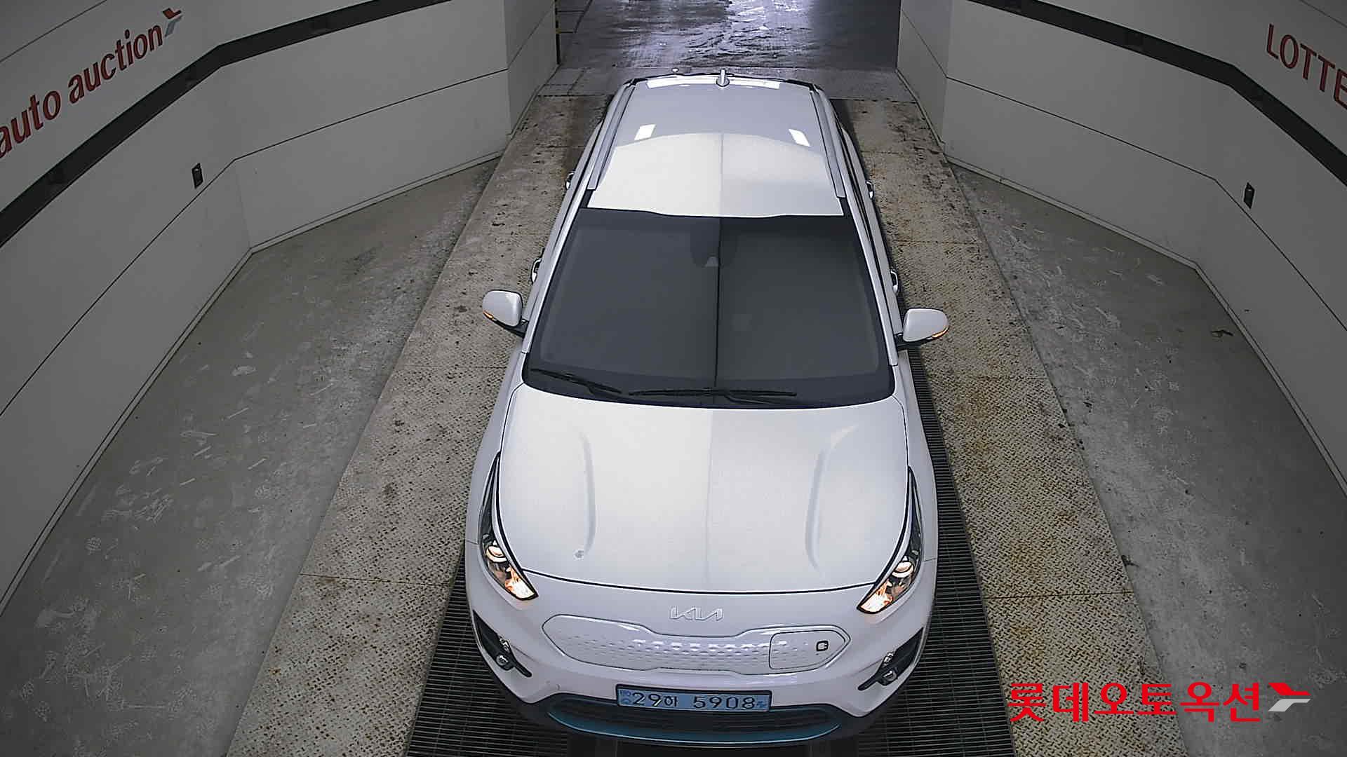 Kia Niro EV id 3809926 из Кореи 25